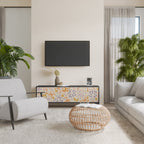 SPRING WHIMSY Mueble de TV de 3 Puertas en Acabado Negro