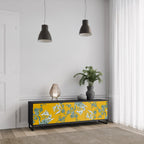 YELLOW CHINOISERIE Mueble de TV de 3 Puertas en Acabado Negro