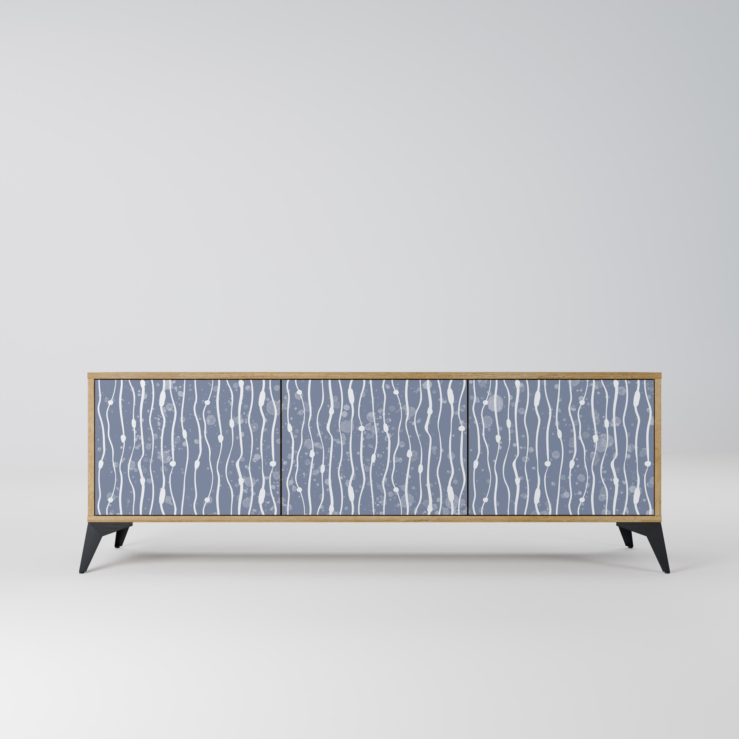 GRAPHITE RAIN 3-Door TV Stand in Oak Effect