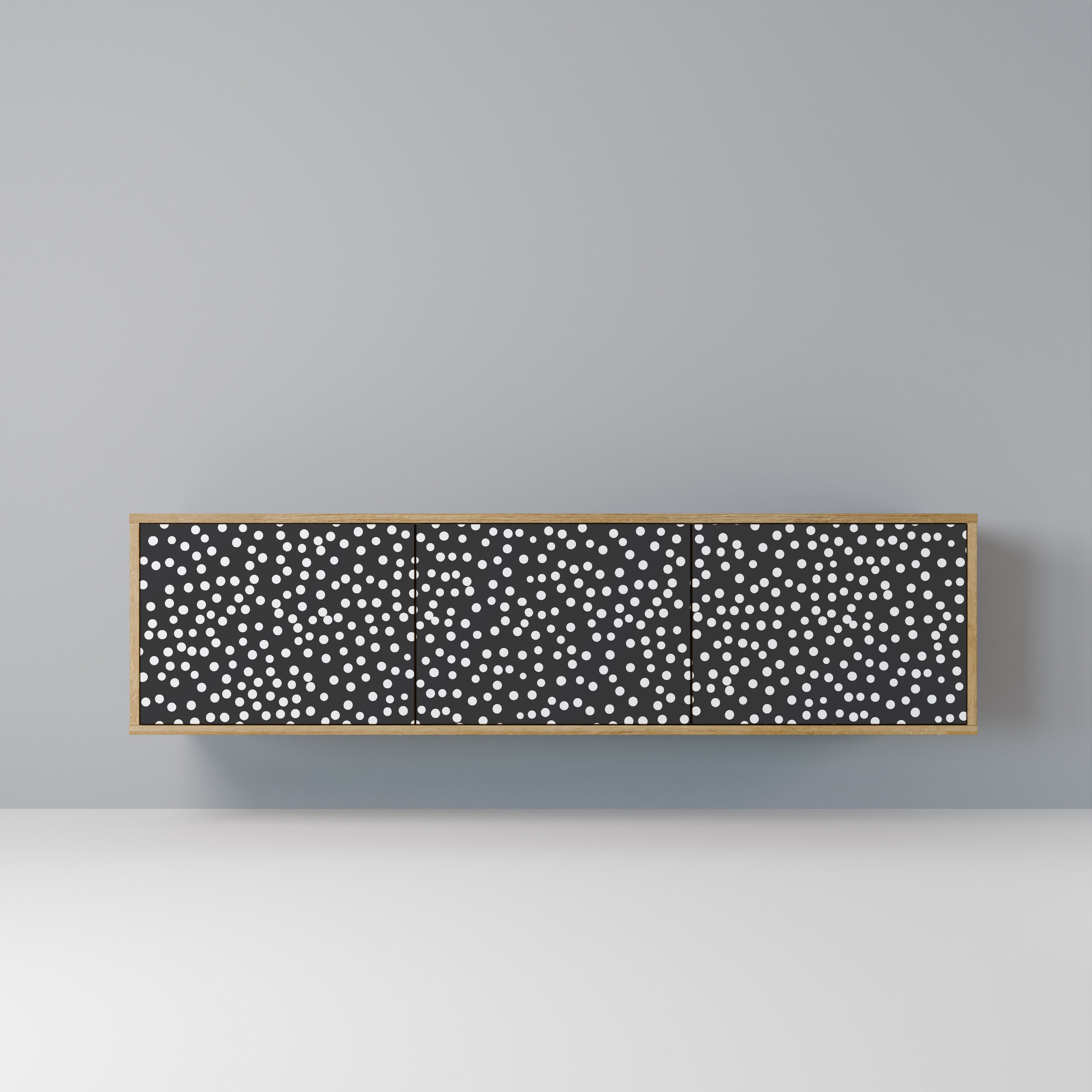 BLINDING LIGHTS 3-Door TV Stand in Oak Effect