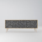 BLINDING LIGHTS 3-Door TV Stand in Oak Effect