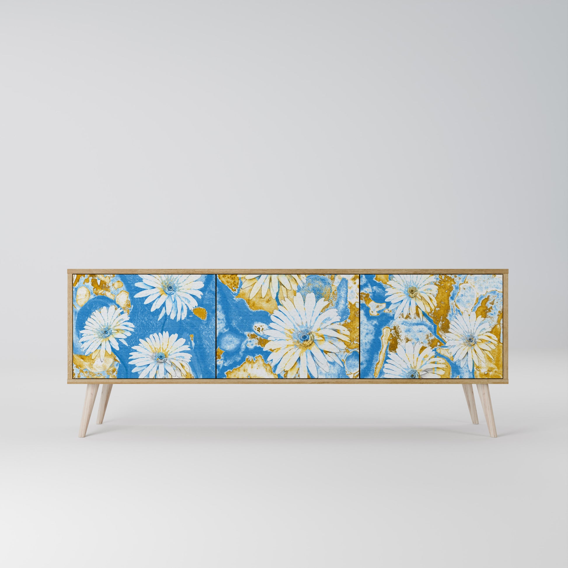 DAISY LUXE 3-Door TV Stand in Oak Effect