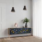 FLOWERS ON NAVY BLUE Mueble de TV de 3 Puertas en Efecto Roble