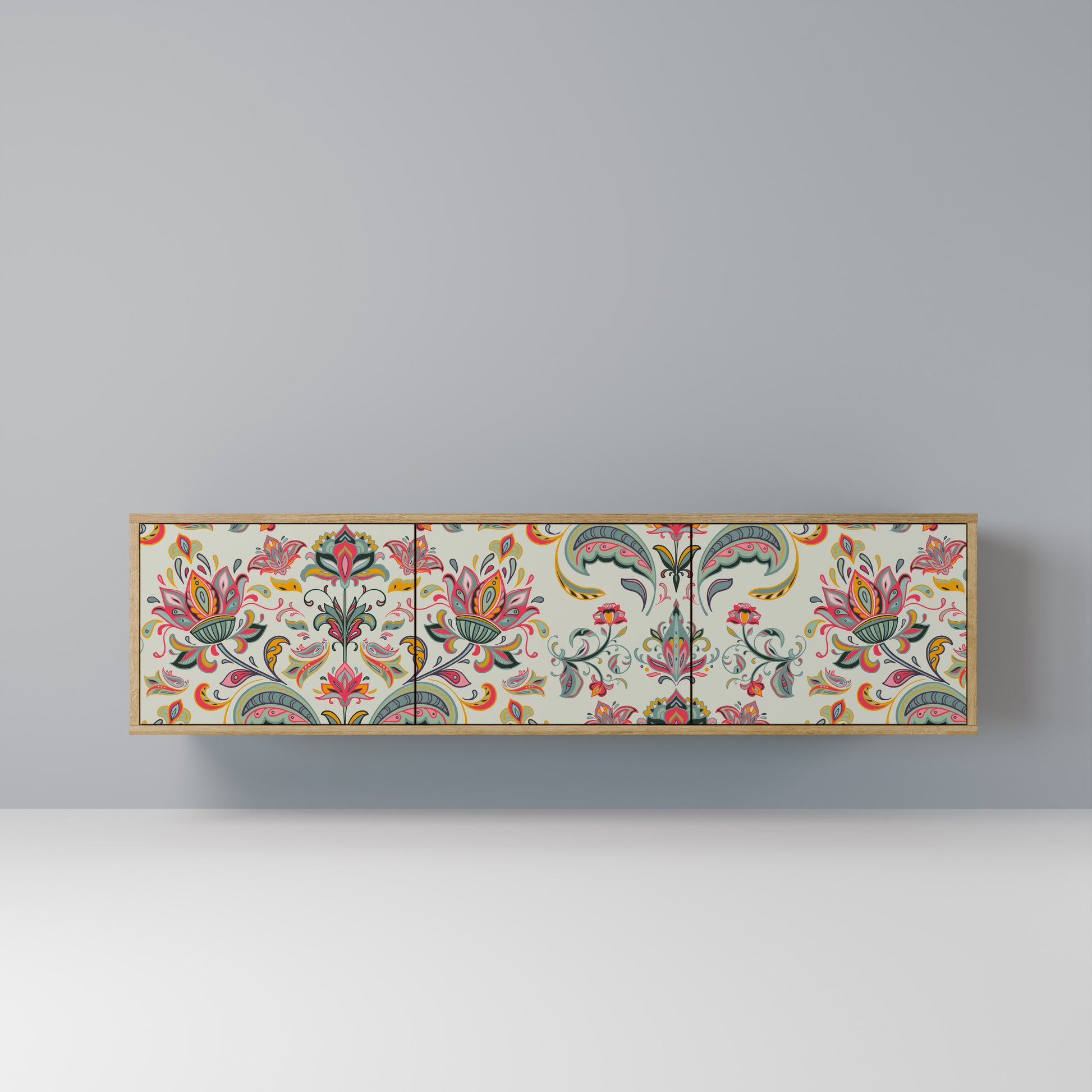 ORGANIC FOLKLORE 3-Door TV Stand in Oak Effect