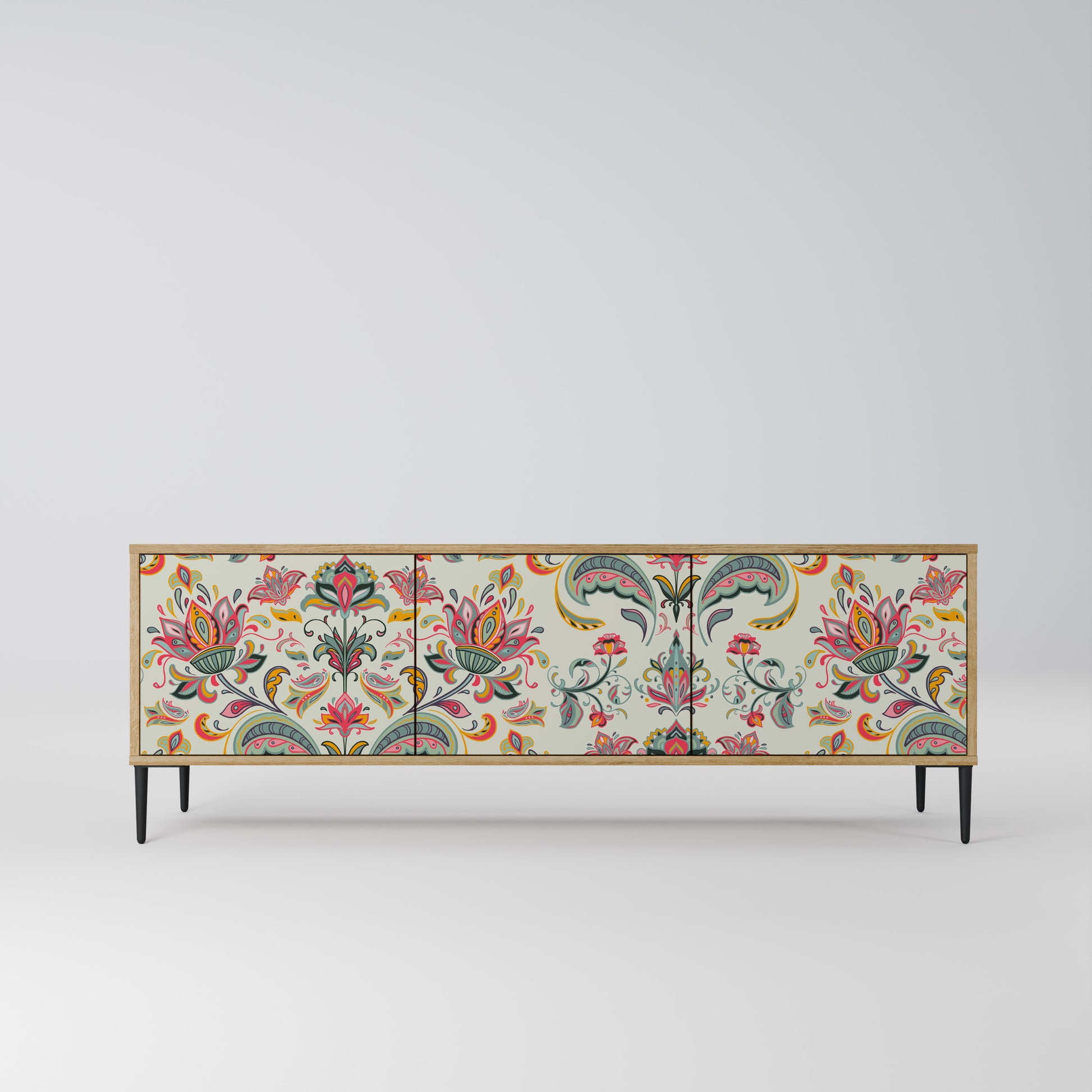 ORGANIC FOLKLORE 3-Door TV Stand in Oak Effect
