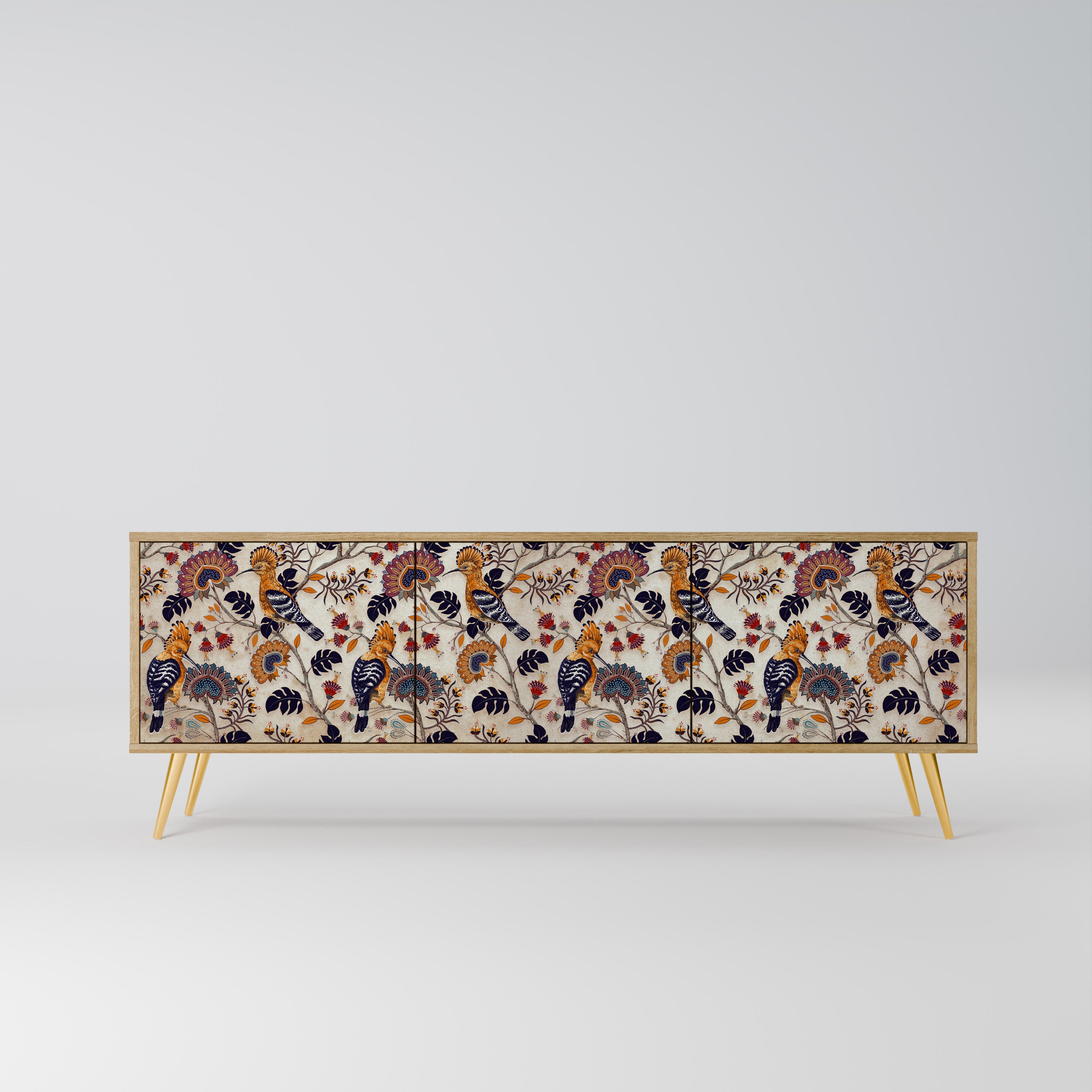 EMINENT HOOPOE 3-Door TV Stand in Oak Effect