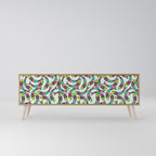 INDIAN FISH 3-Door TV Stand in Oak Effect