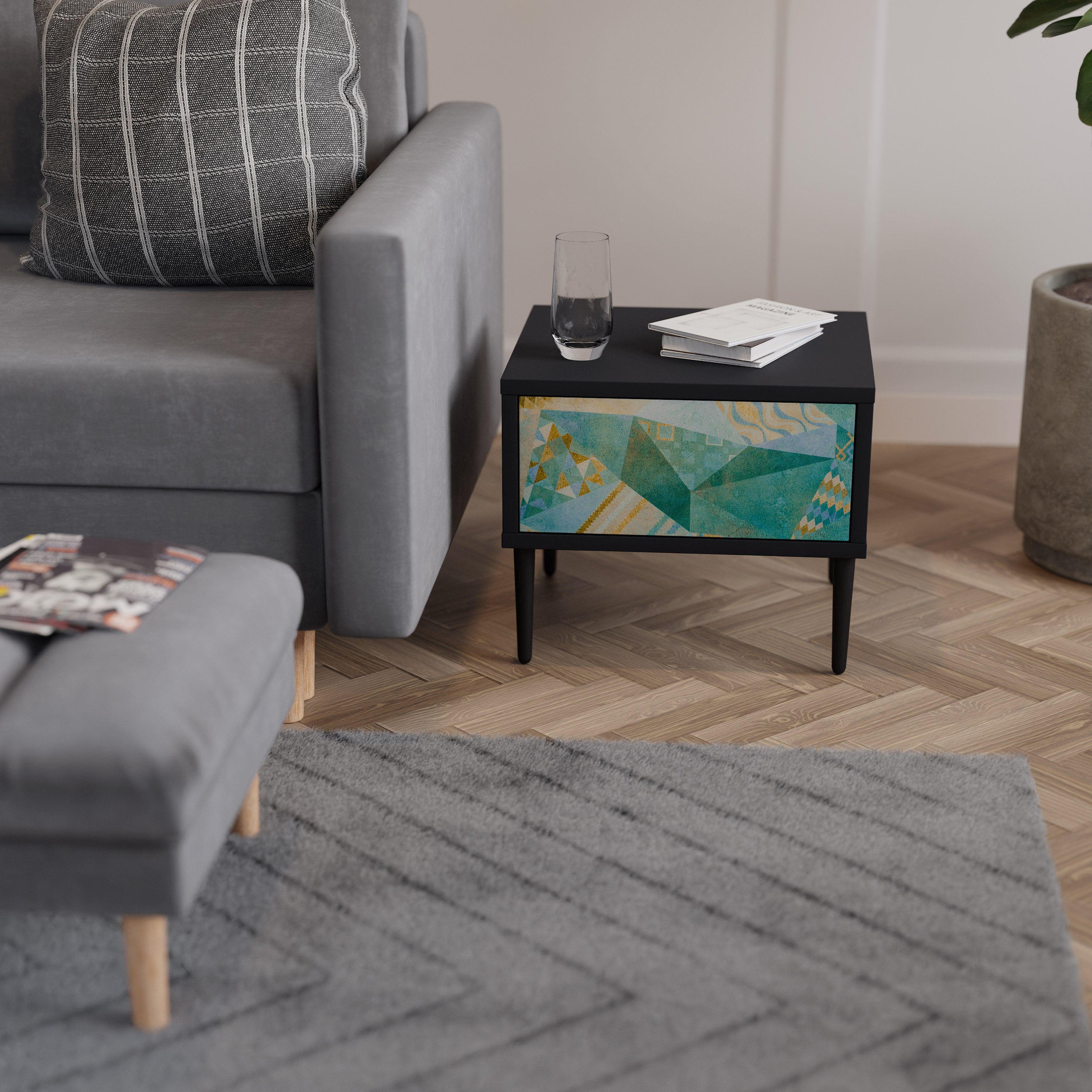 SPECTRUM SPLENDOR Nightstand in Black Finish