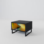 PIERCING SHARPNESS Mesita de Noche en Acabado Negro