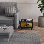 PIERCING SHARPNESS Mesita de Noche en Acabado Negro