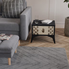 SEE MORE Mesita de Noche en Acabado Negro