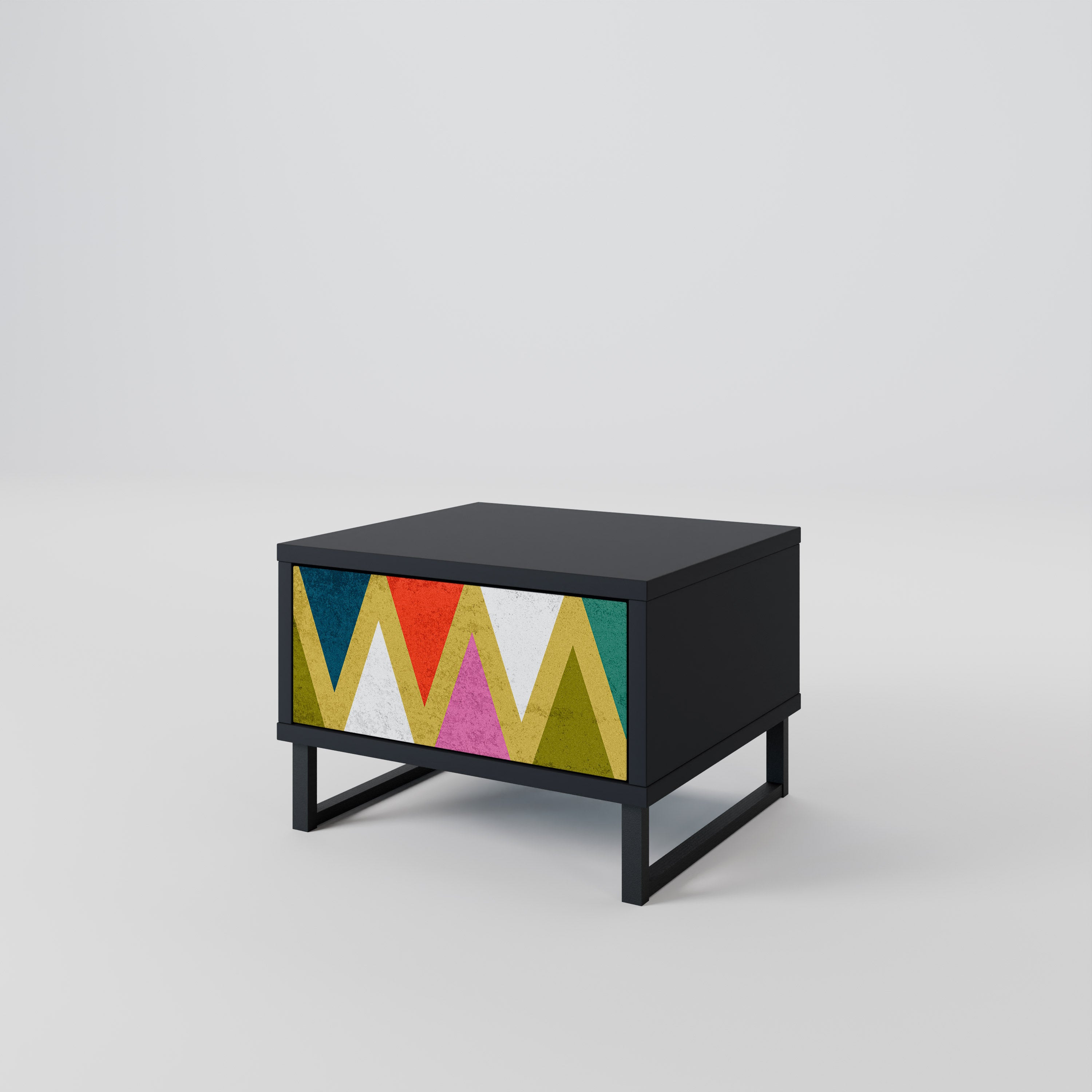 Mesita de noche TRIÁNGULOS DE COLORES en acabado negro