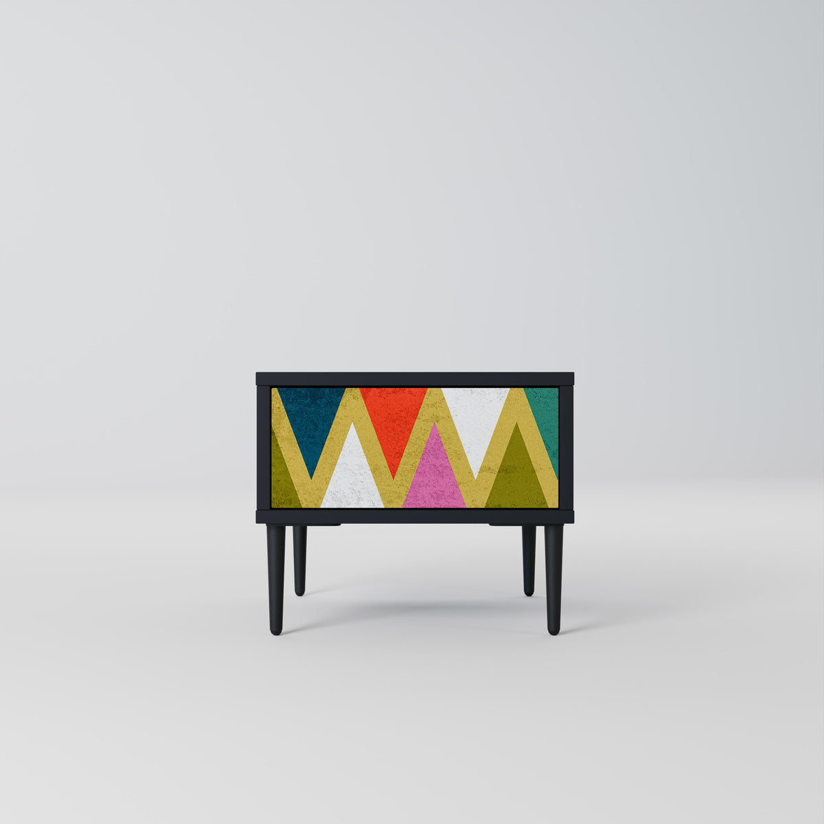 COLORFUL TRIANGLES Mesita de Noche