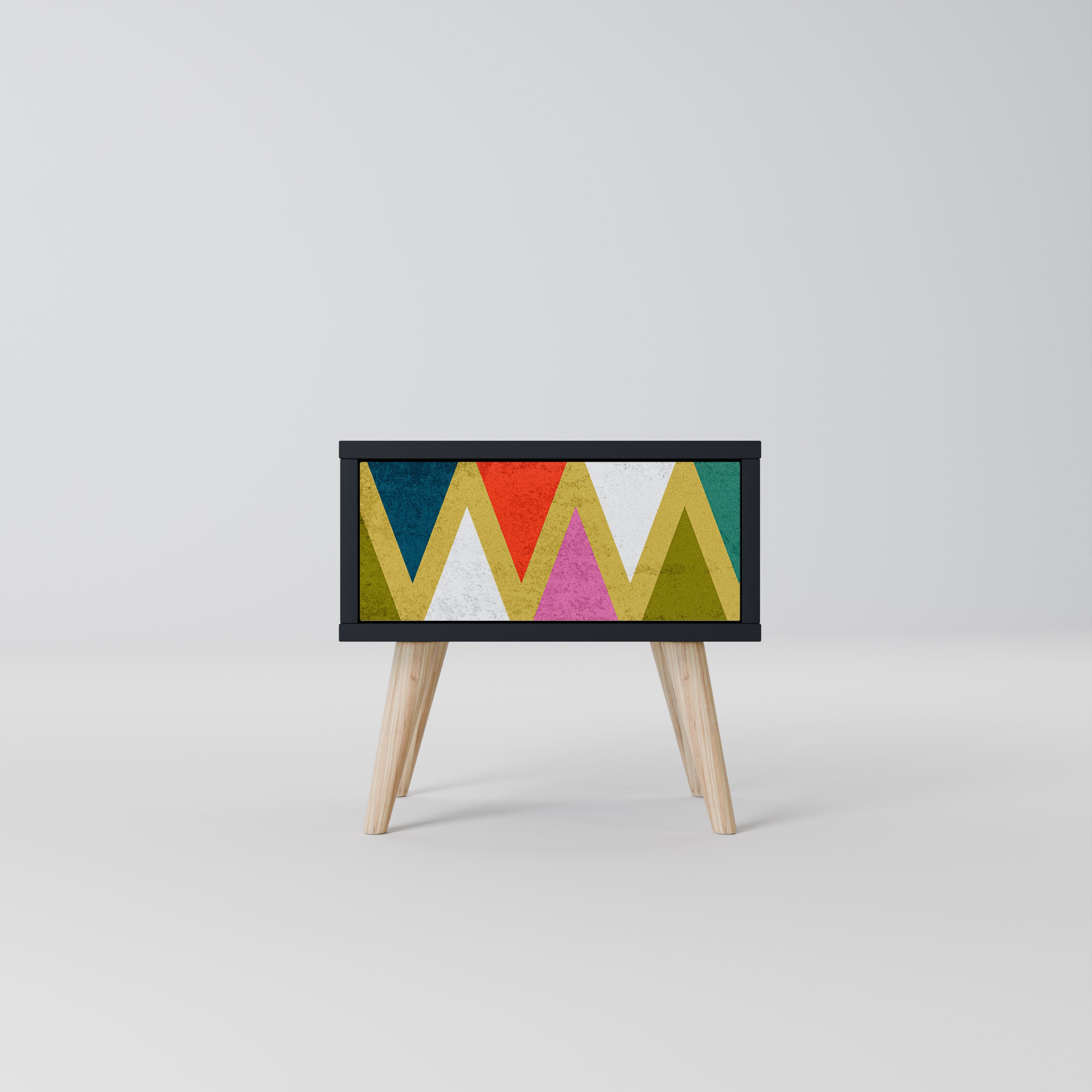 Mesita de noche TRIÁNGULOS DE COLORES en acabado negro