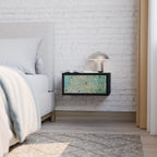 BLOOMING CHARM Mesita de Noche