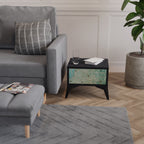 BLOOMING CHARM Mesita de Noche