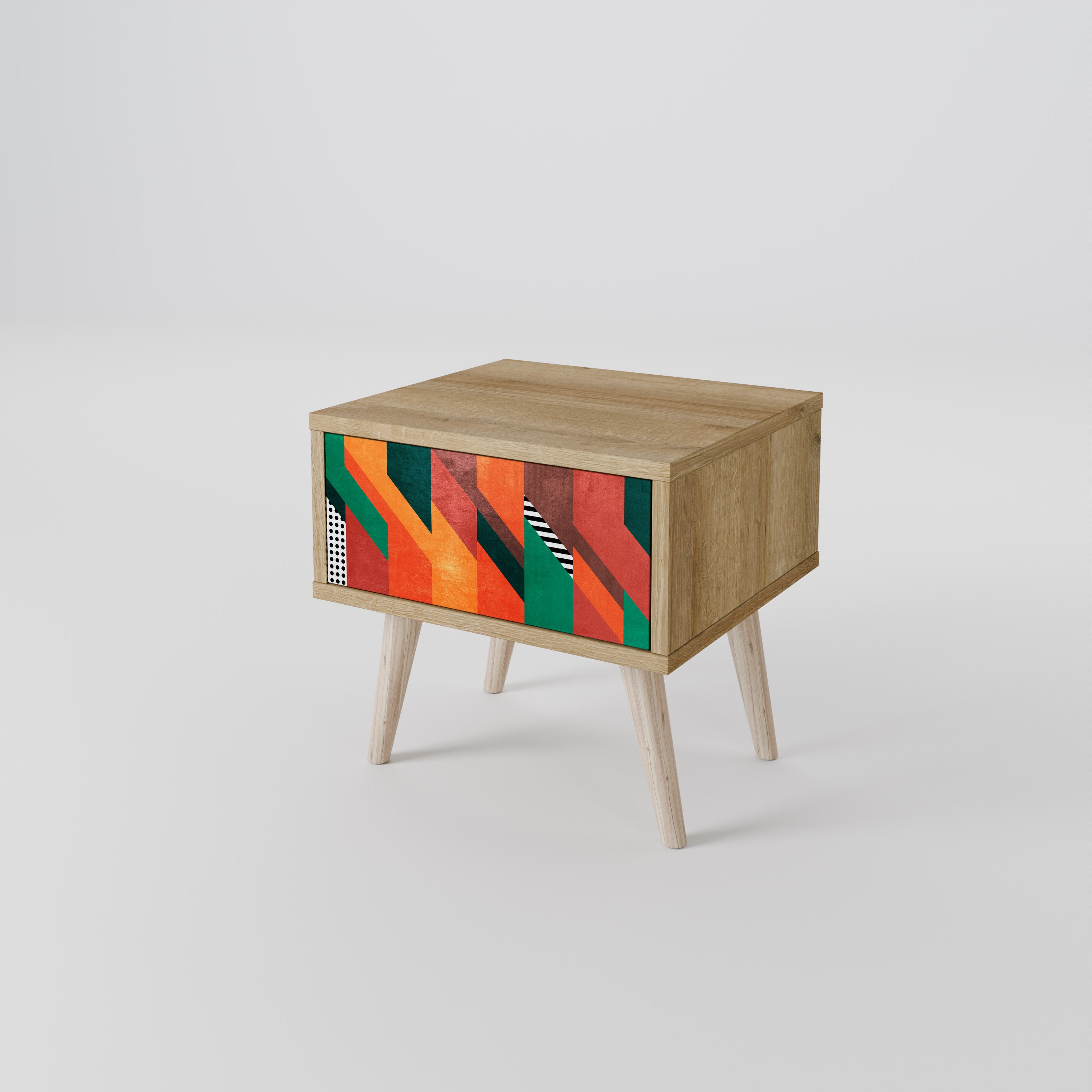 MAKESHIFT ARTISTRY Nightstand in Oak Effect