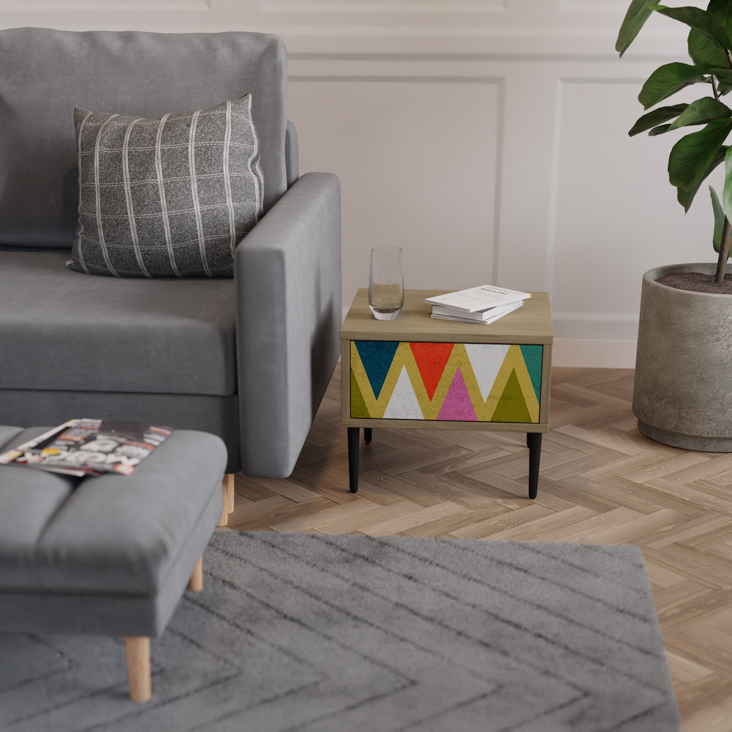 COLORFUL TRIANGLES Nightstand in Oak Effect
