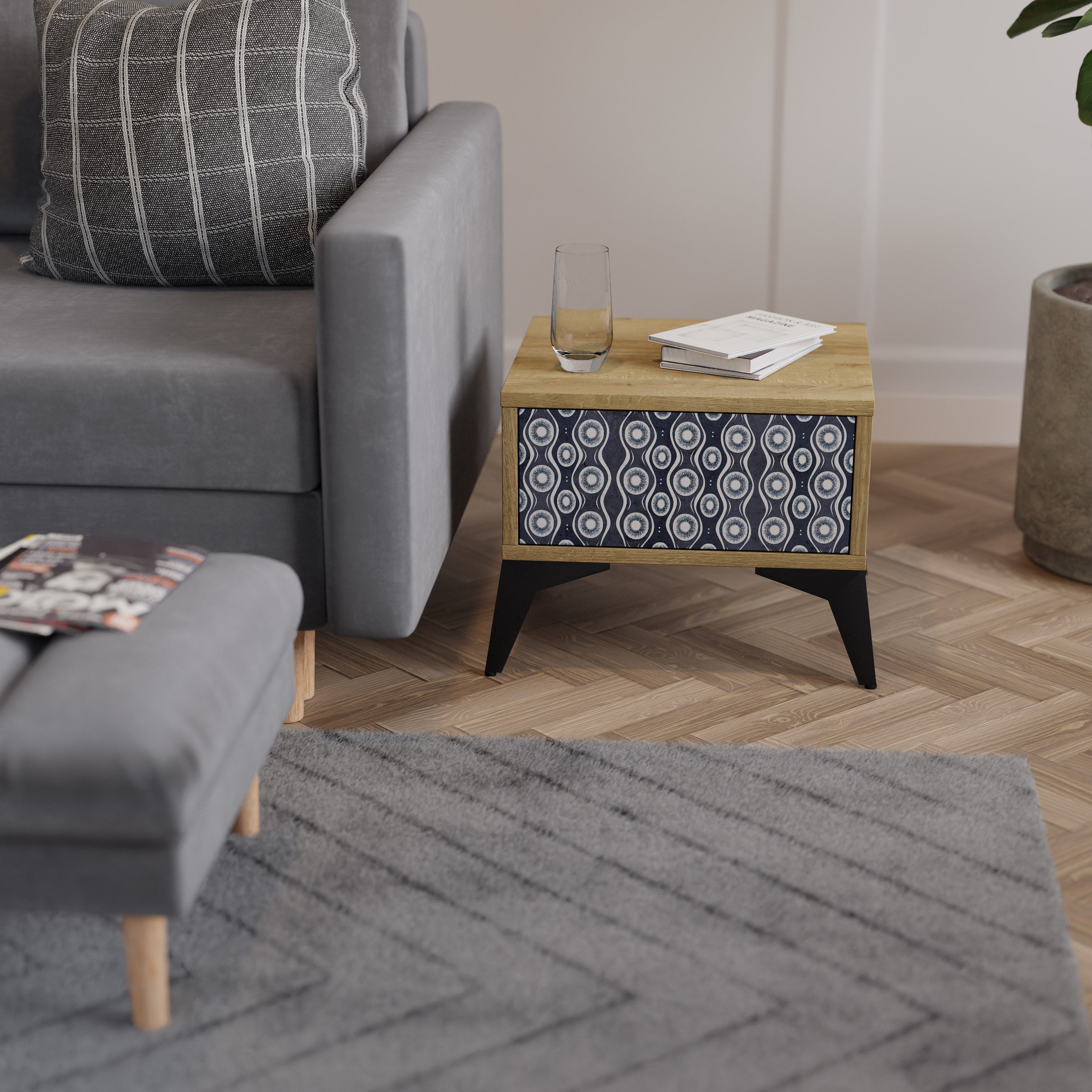GRAPHITE EYES Nightstand in Oak Effect