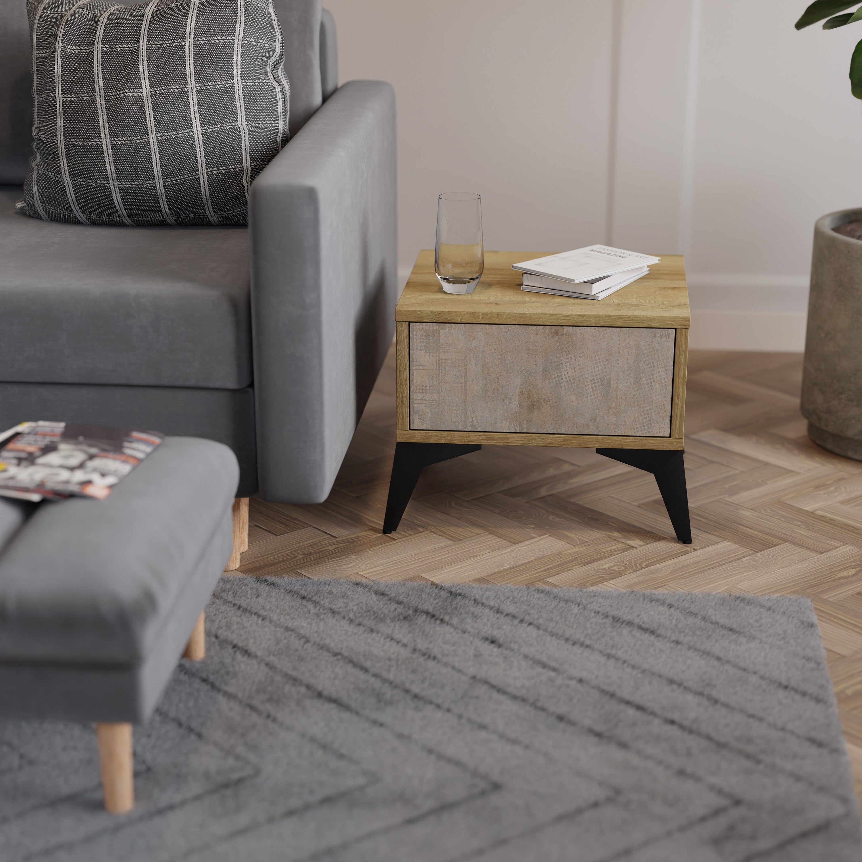SCREEN ERROR Nightstand in Oak Effect