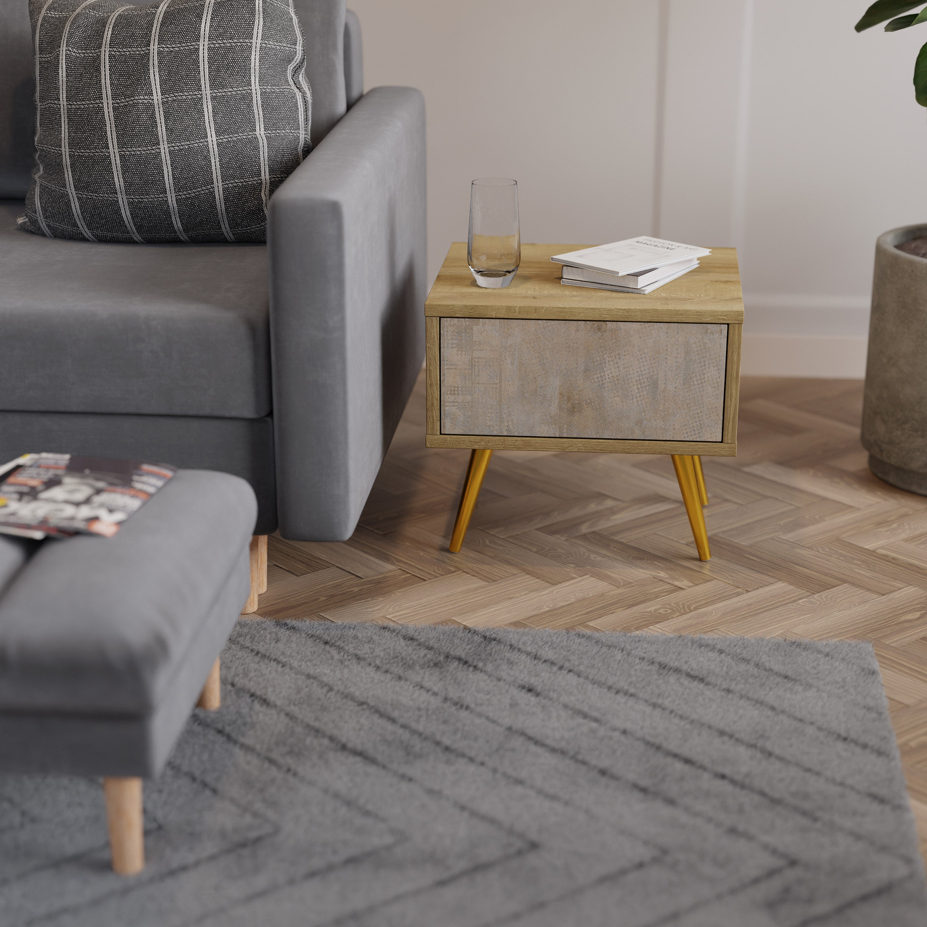 SCREEN ERROR Nightstand in Oak Effect