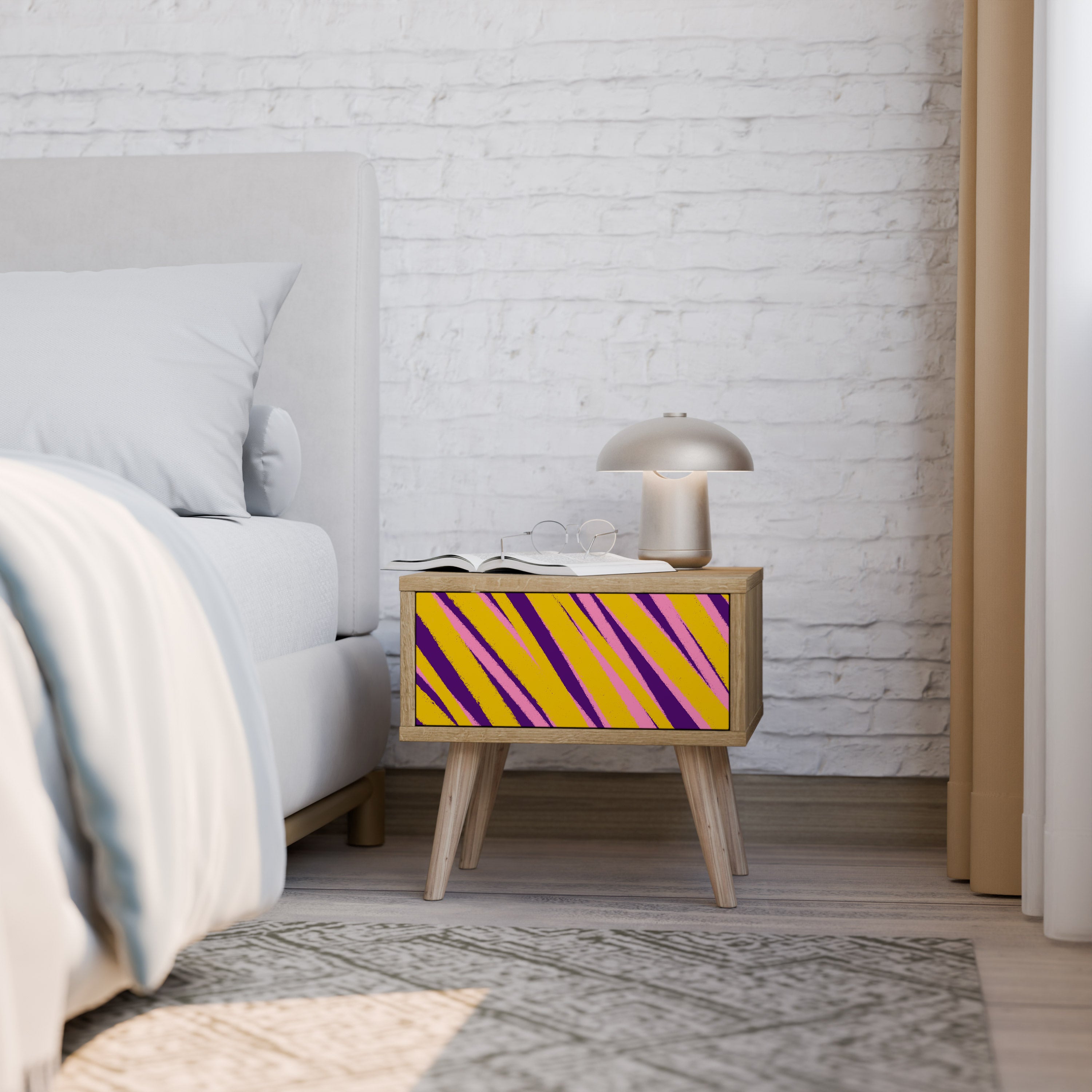 DREAMS COME TRUE Nightstand in Oak Effect