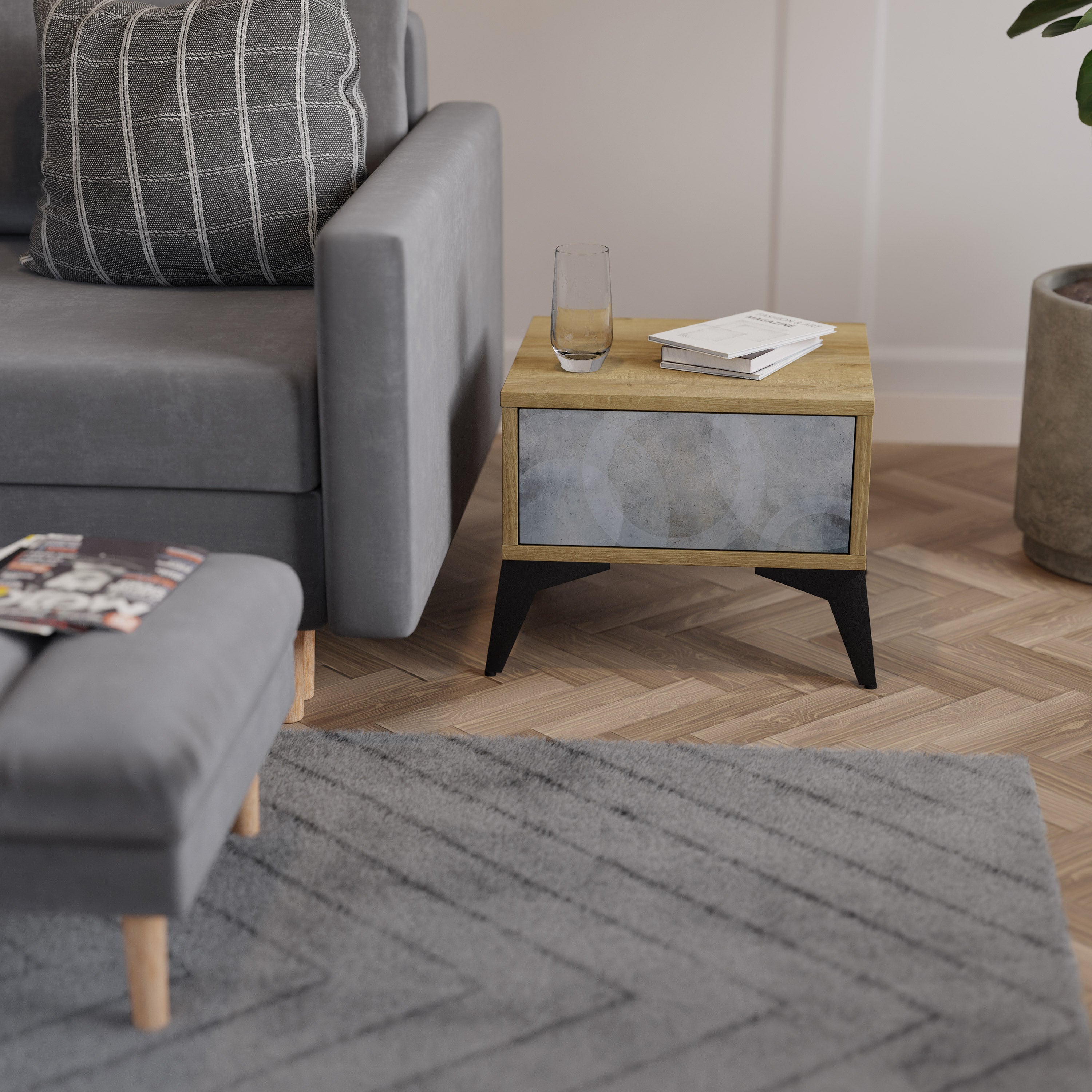 MUTED ARC Nightstand in Oak Effect