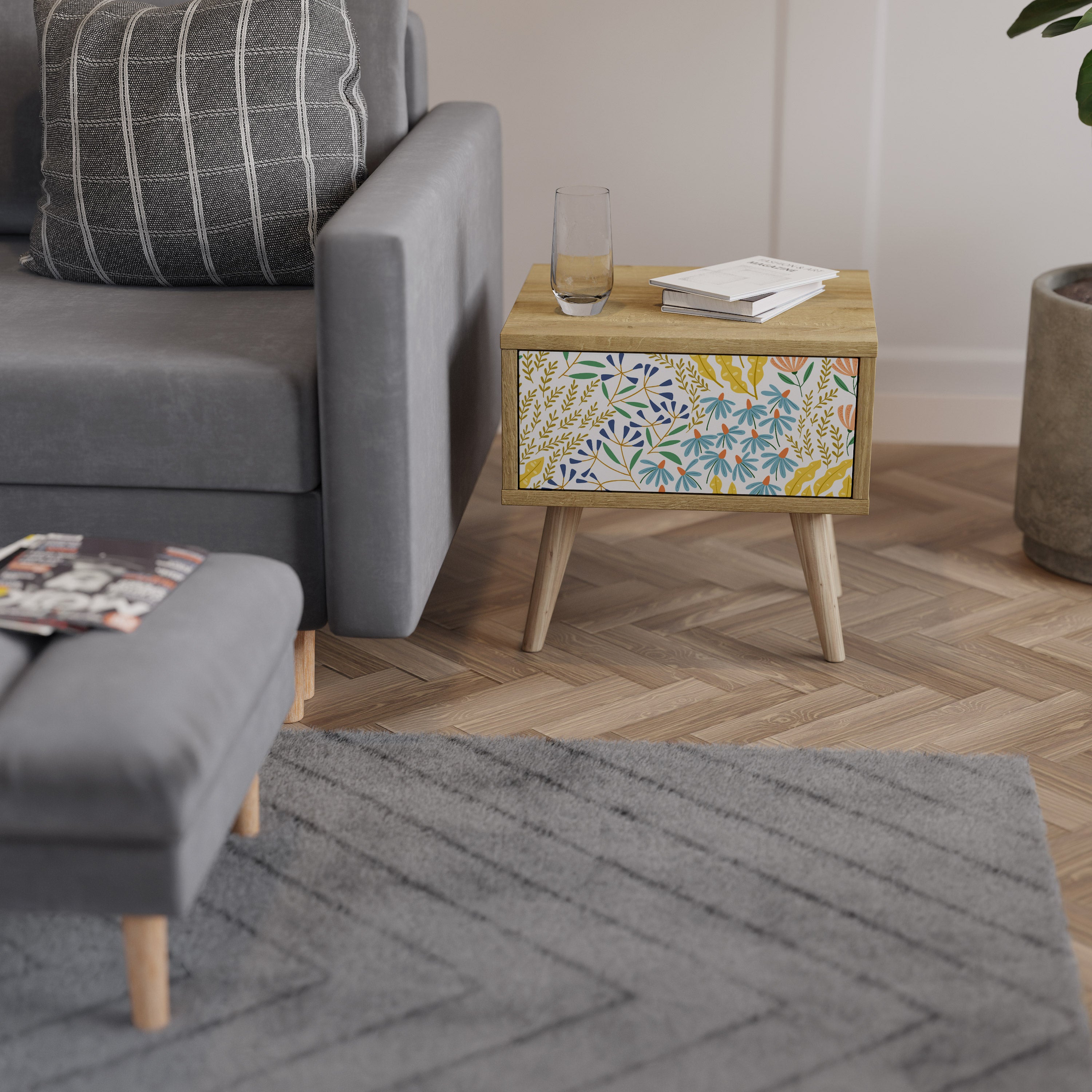 HELLO SPRING Nightstand in Oak Effect