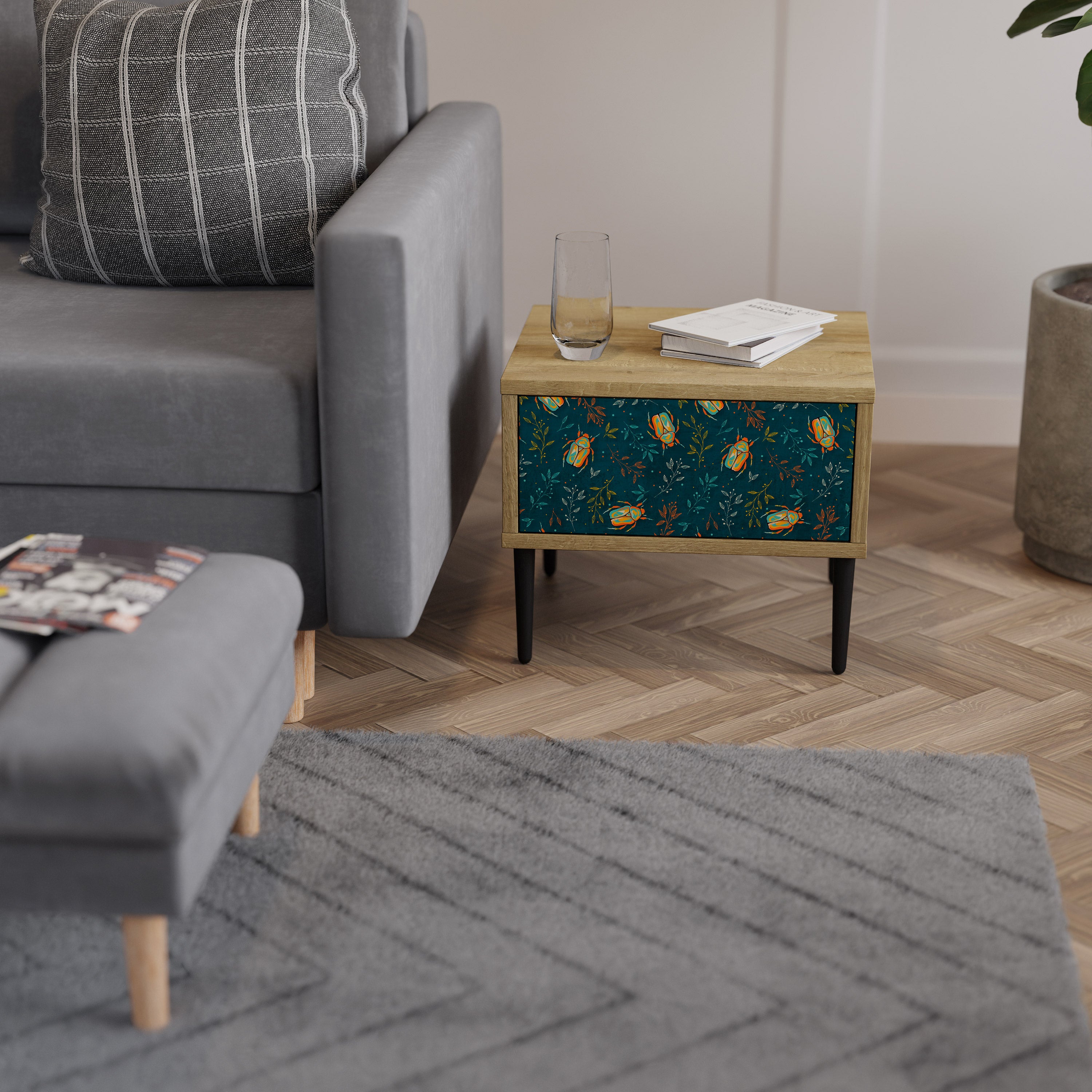 AUTUMN INSECTS Nightstand in Oak Effect