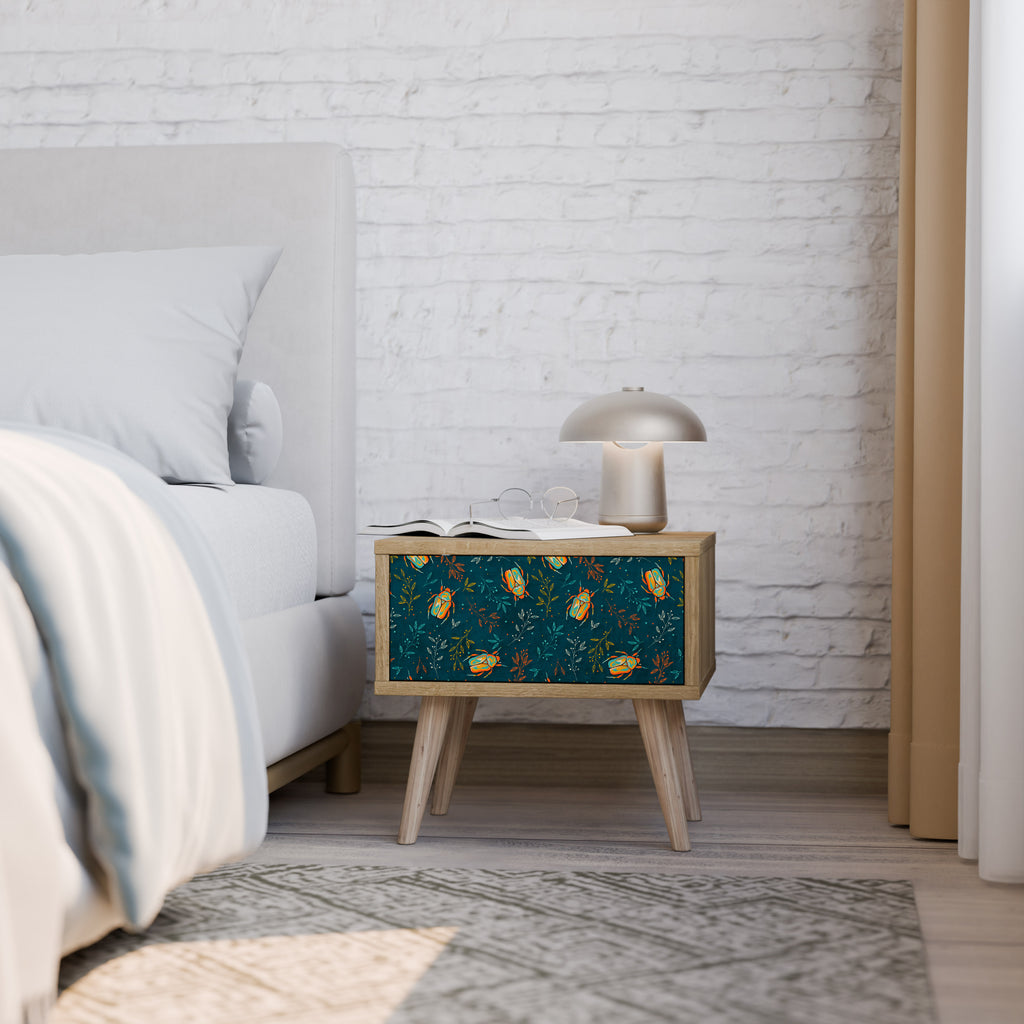AUTUMN INSECTS Nightstand in Oak Effect