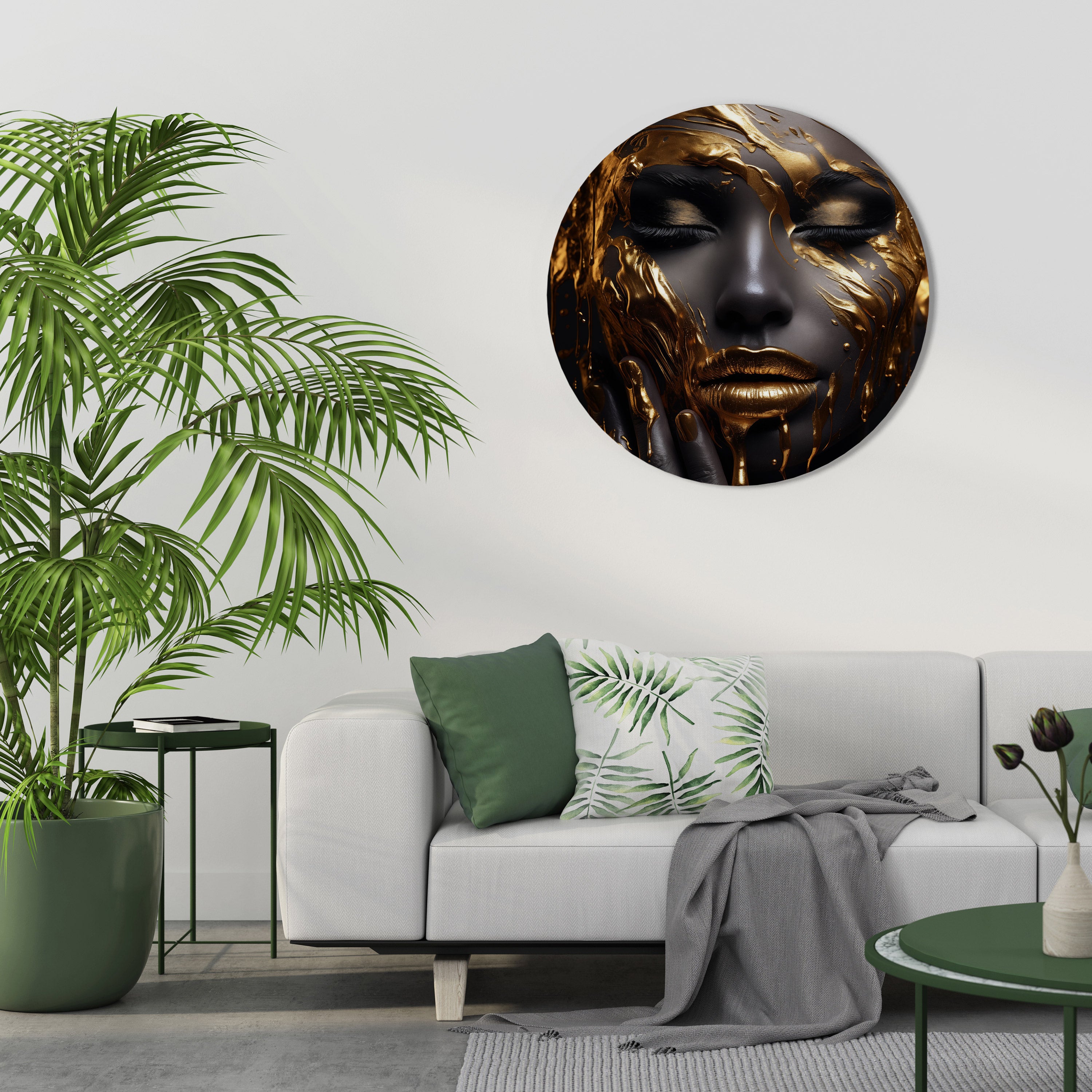 GOLDEN GODDESS Round Wall Art