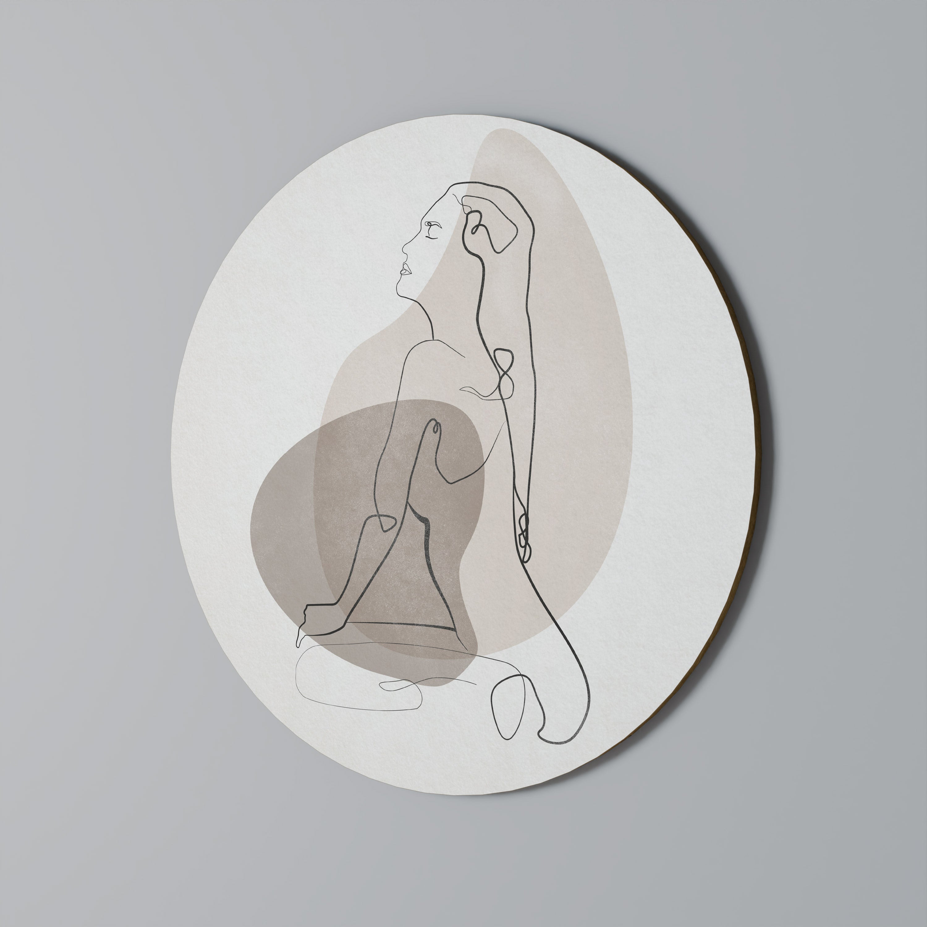 CONTOURS OF BEAUTY Round Wall Art