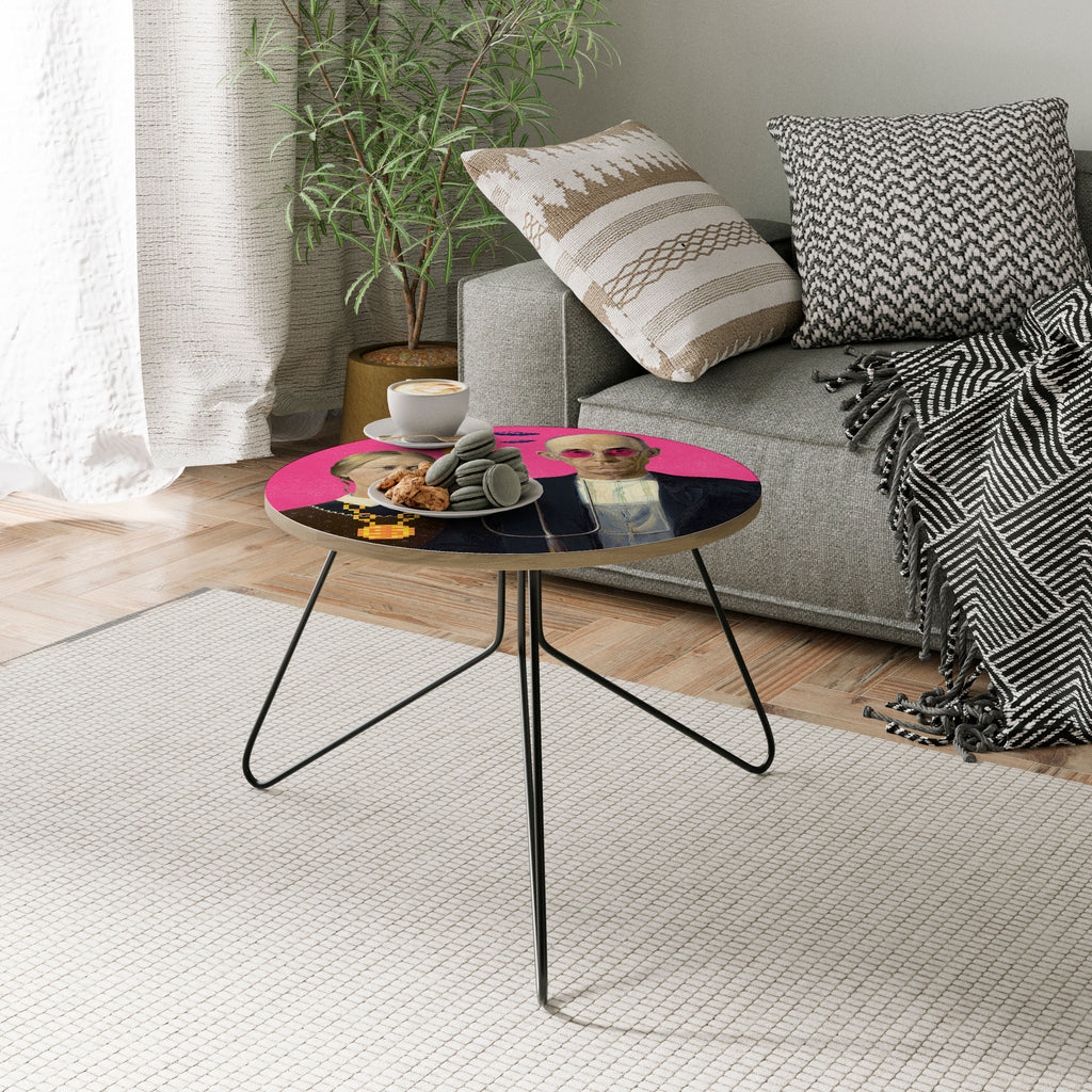 AMERICAN GOTHIC ALIEN Coffee Table 60