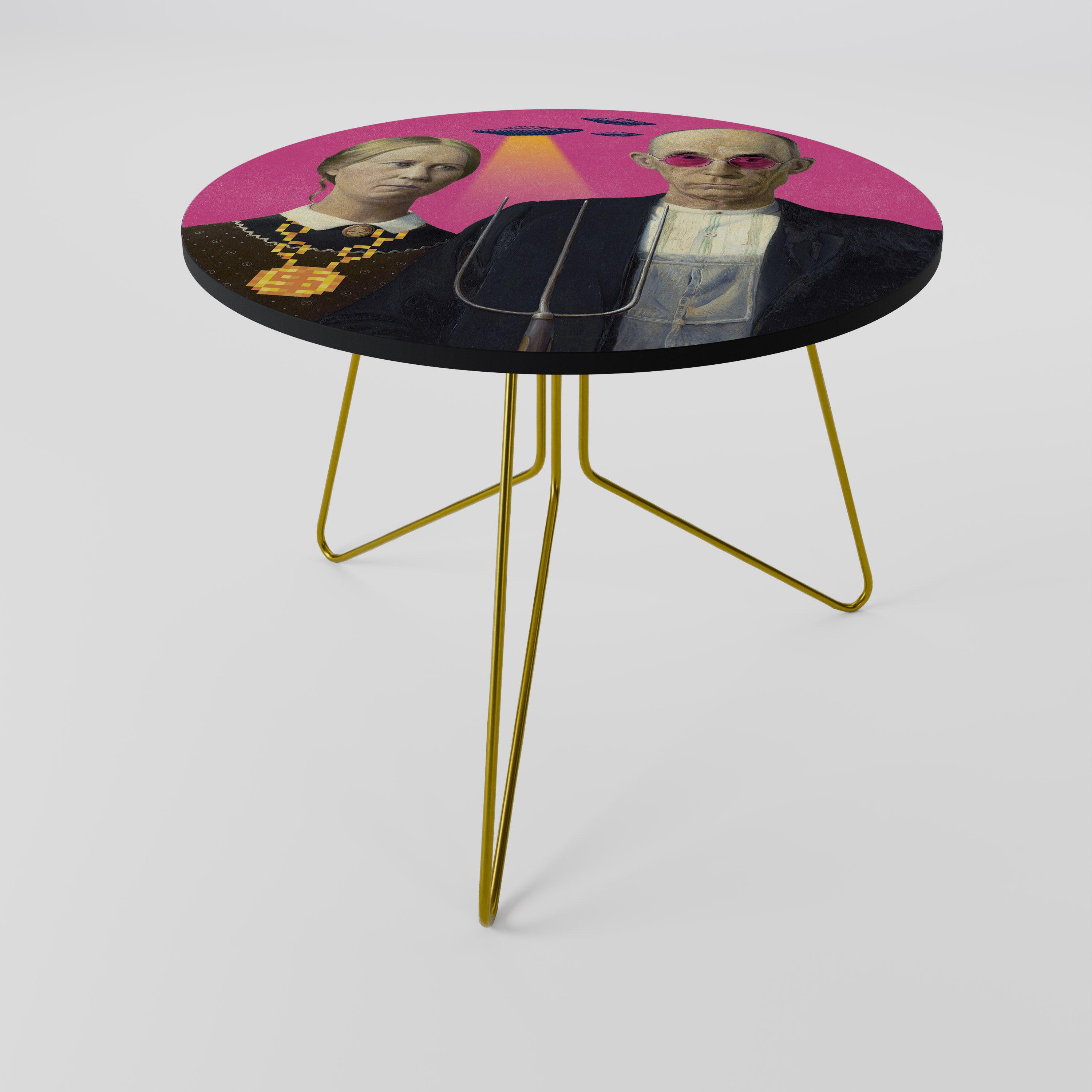 AMERICAN GOTHIC ALIEN Coffee Table 69