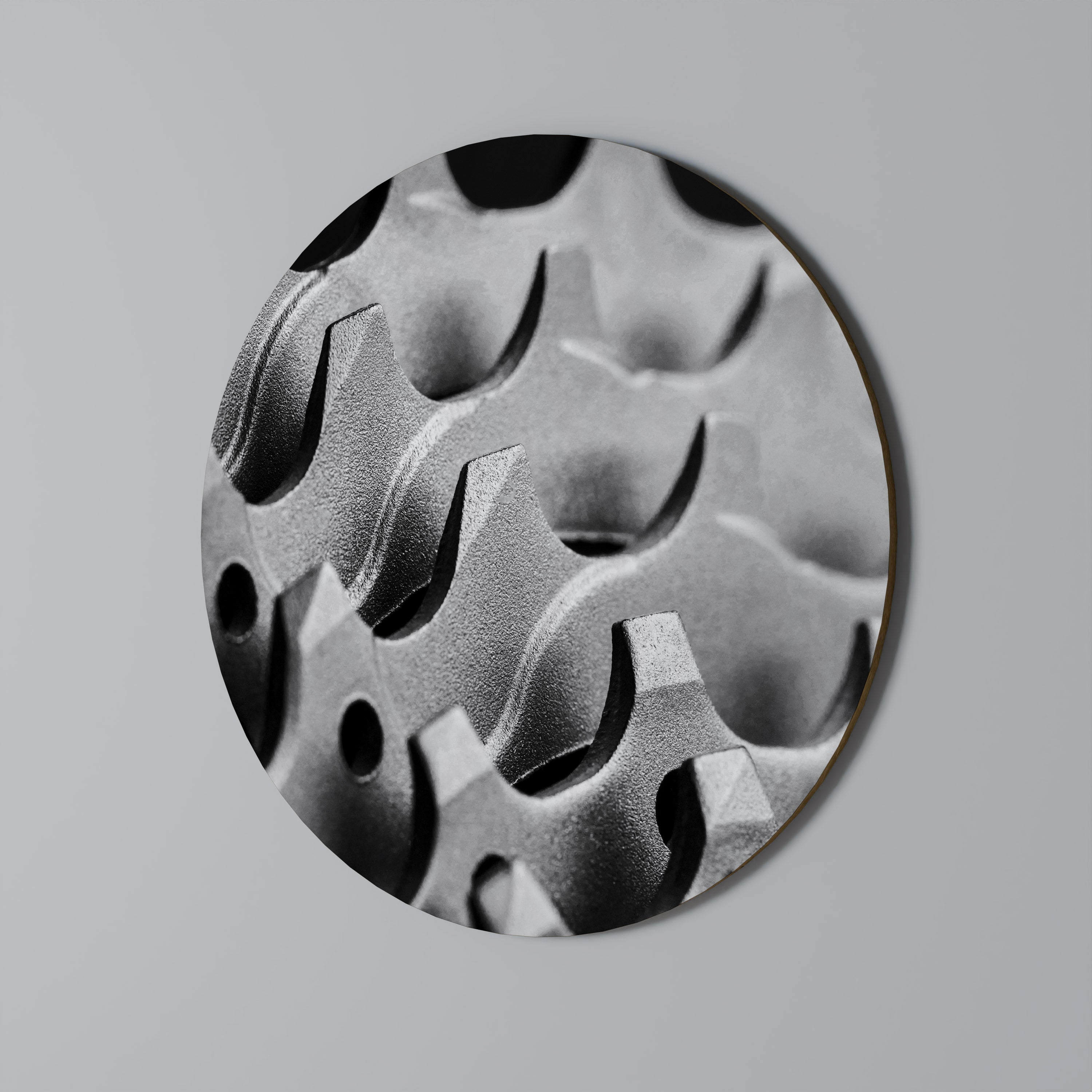 GEARSCAPE SYMPHONY Round Wall Art