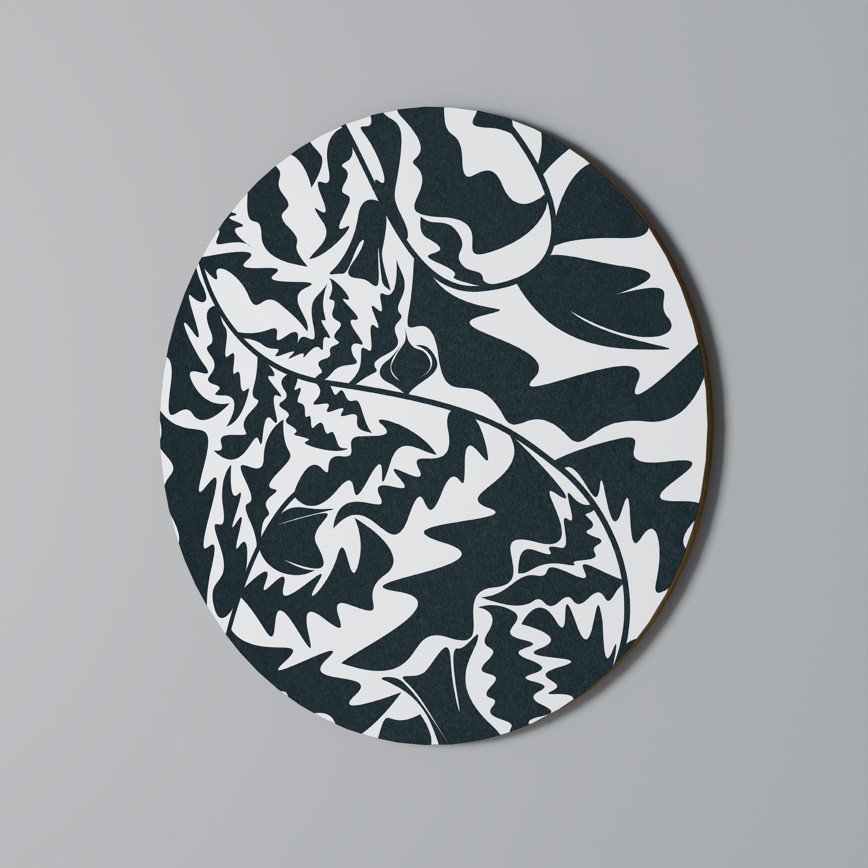 ETHEREAL ORNAMENT Round Wall Art
