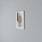 WRAPPED IN FORM Cuadro en lienzo vertical