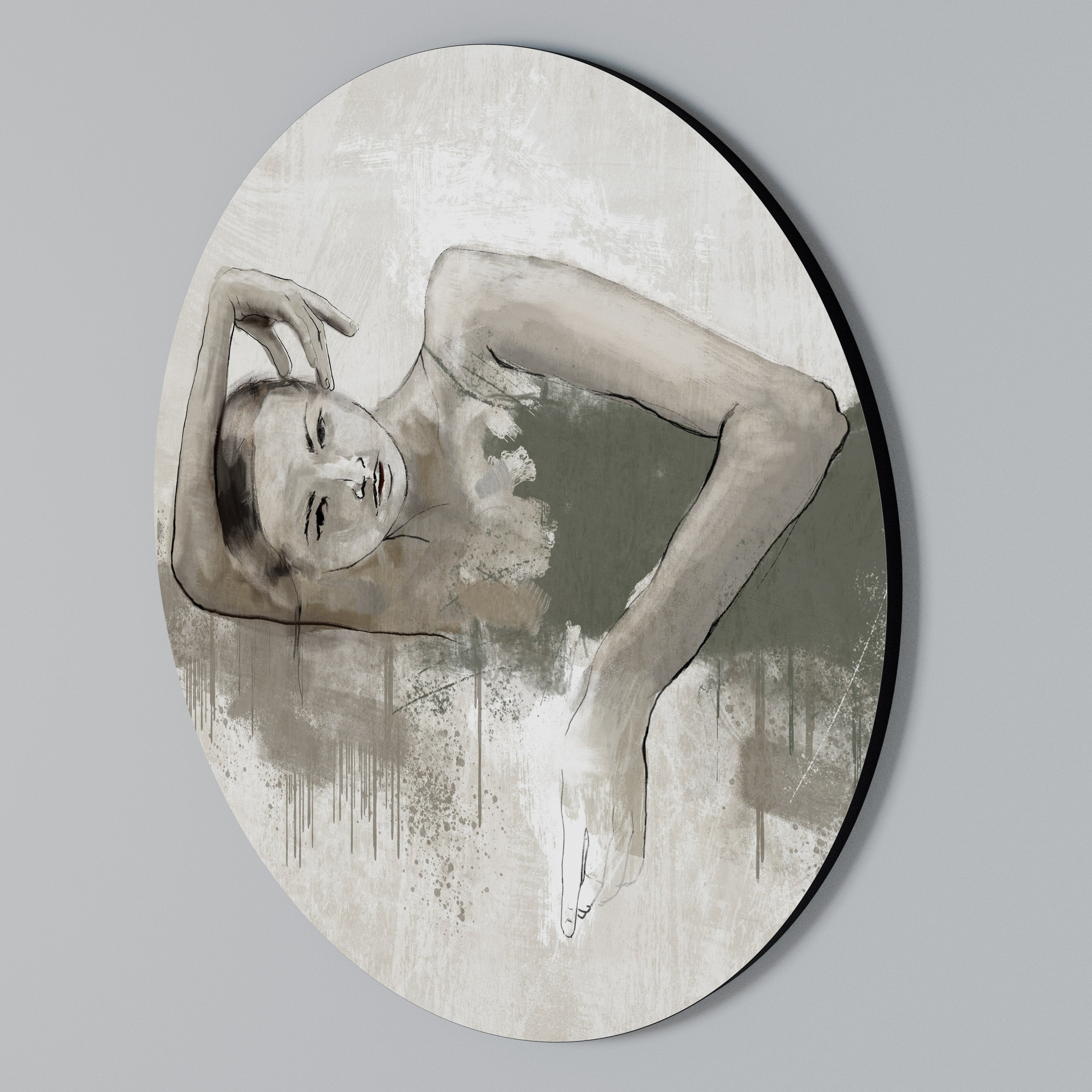 FROZEN IN TIME Round Wall Art