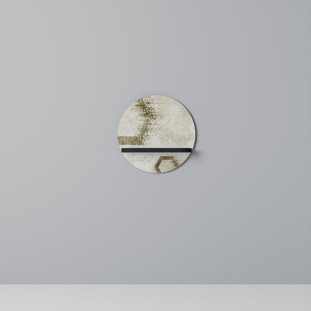 Estantería de arte redonda con formas hexagonales en acabado negro