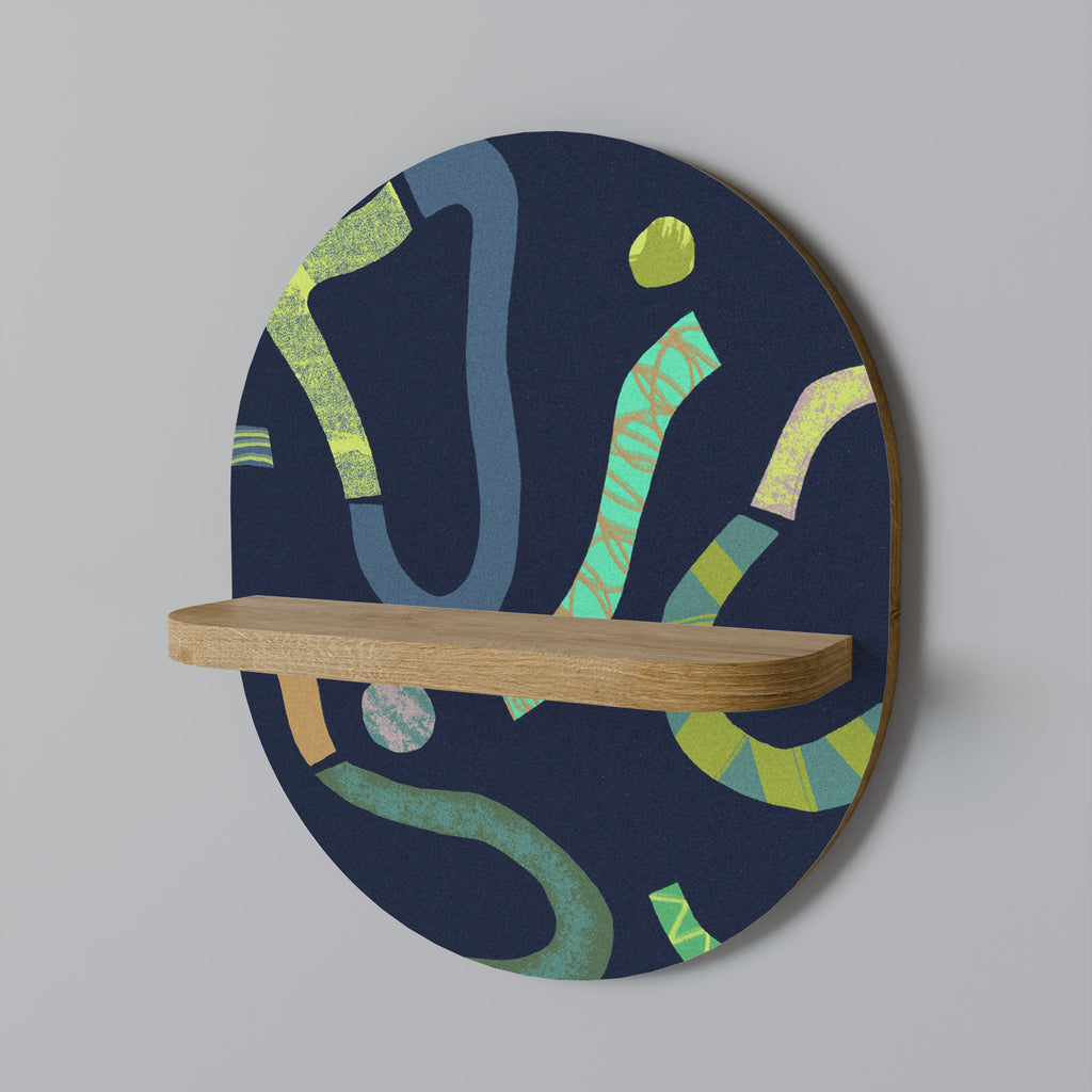 Estantería de arte ovalada CONTRAST DANCE con efecto roble