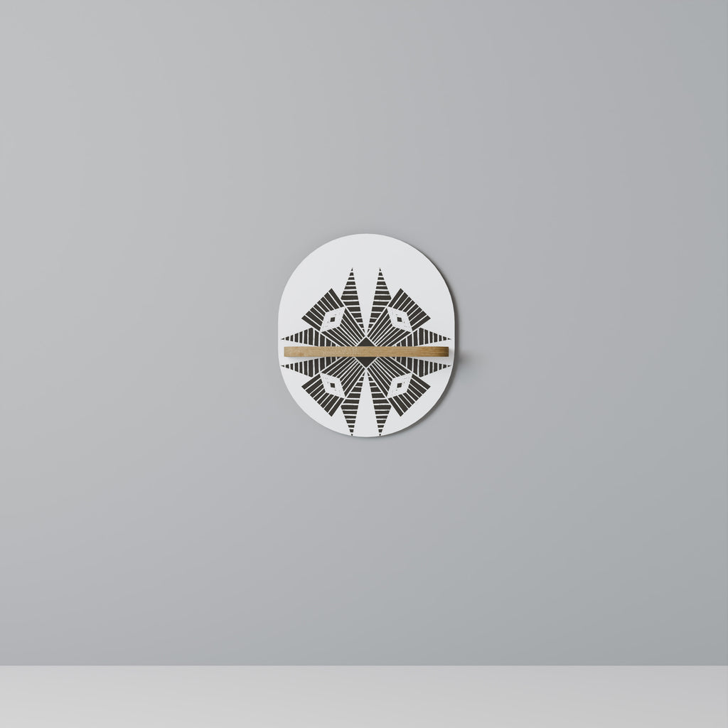 Estantería de arte ovalada MONOCROMÁTICA NEXUS con efecto roble