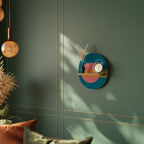 SOUND SOURCE Art Shelf