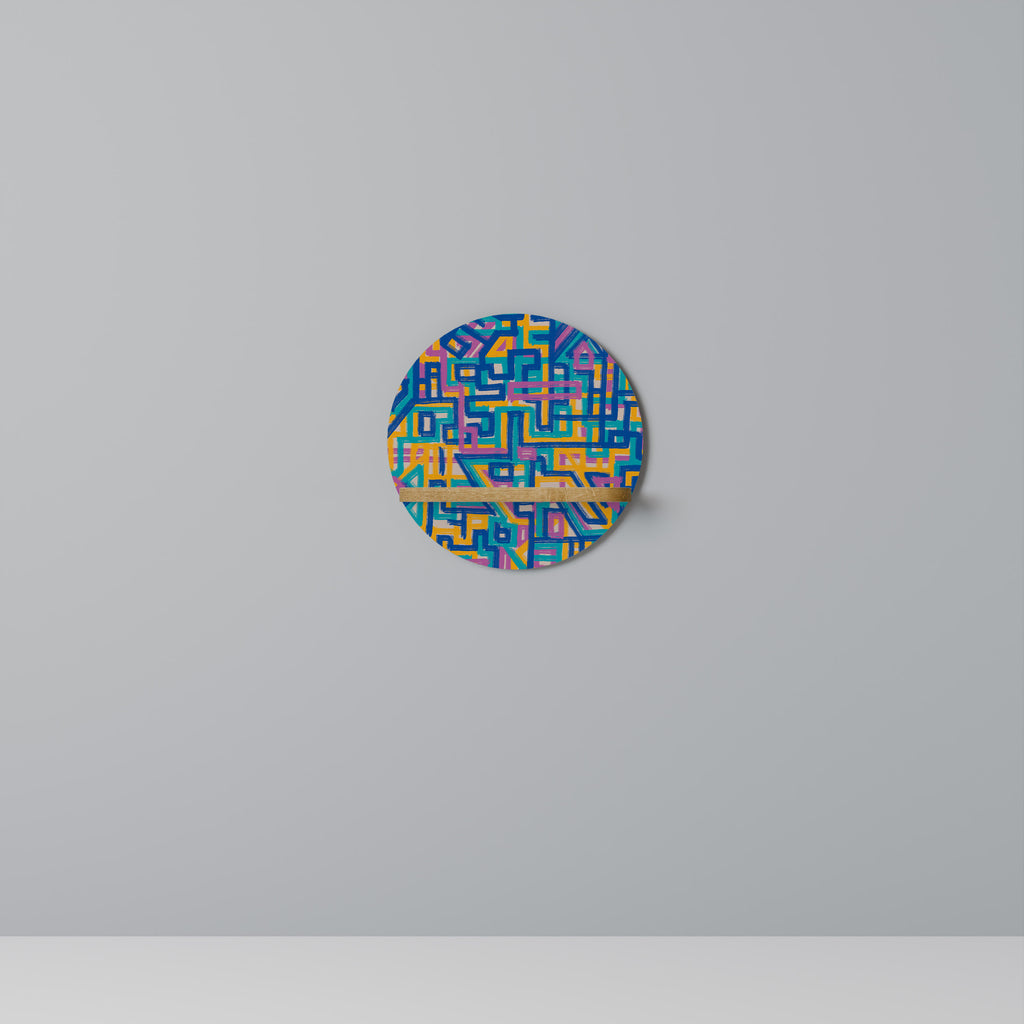 Estantería de arte redonda MEMORIES MAP con efecto roble