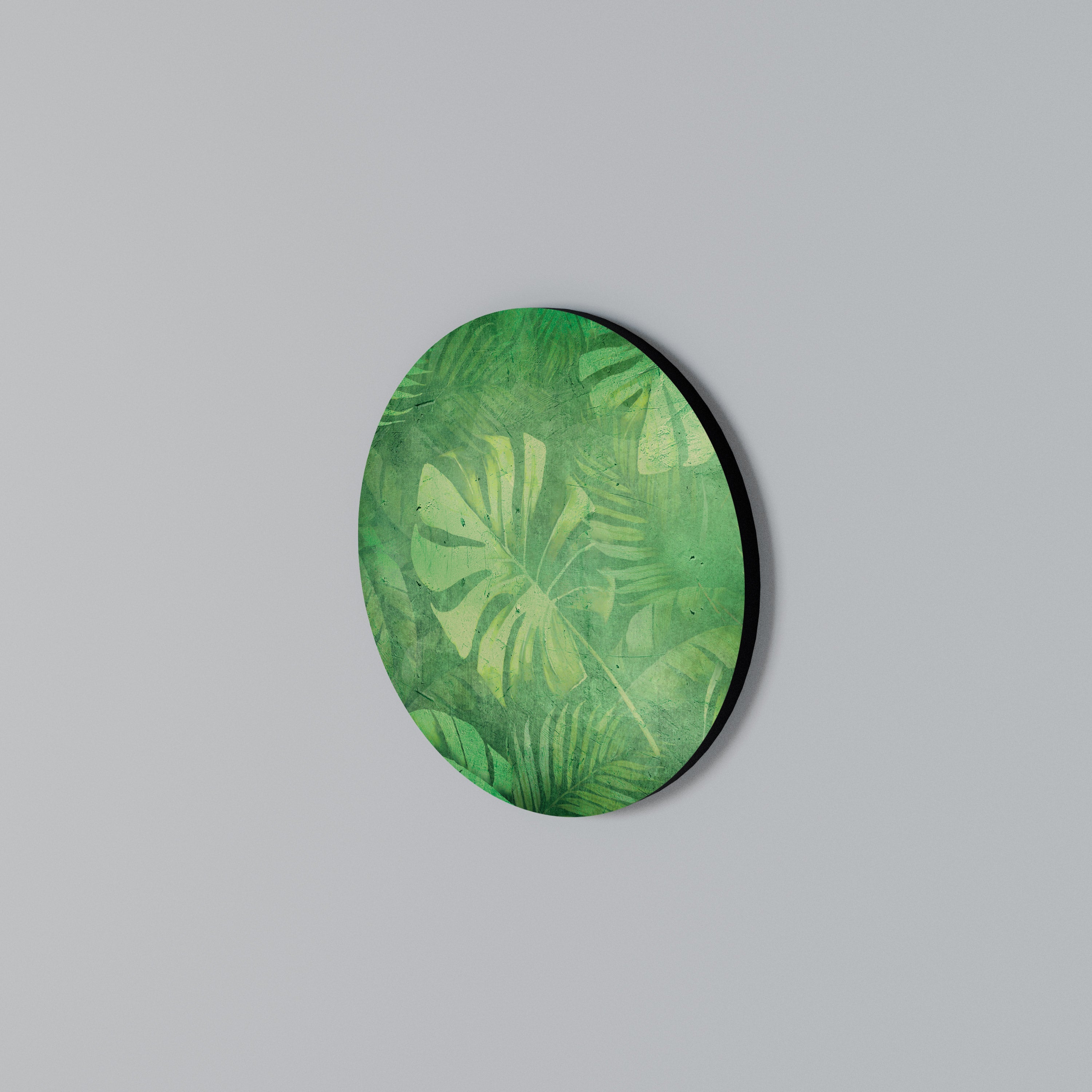 SUBTLE GREEN SYMPHONY Round Wall Art