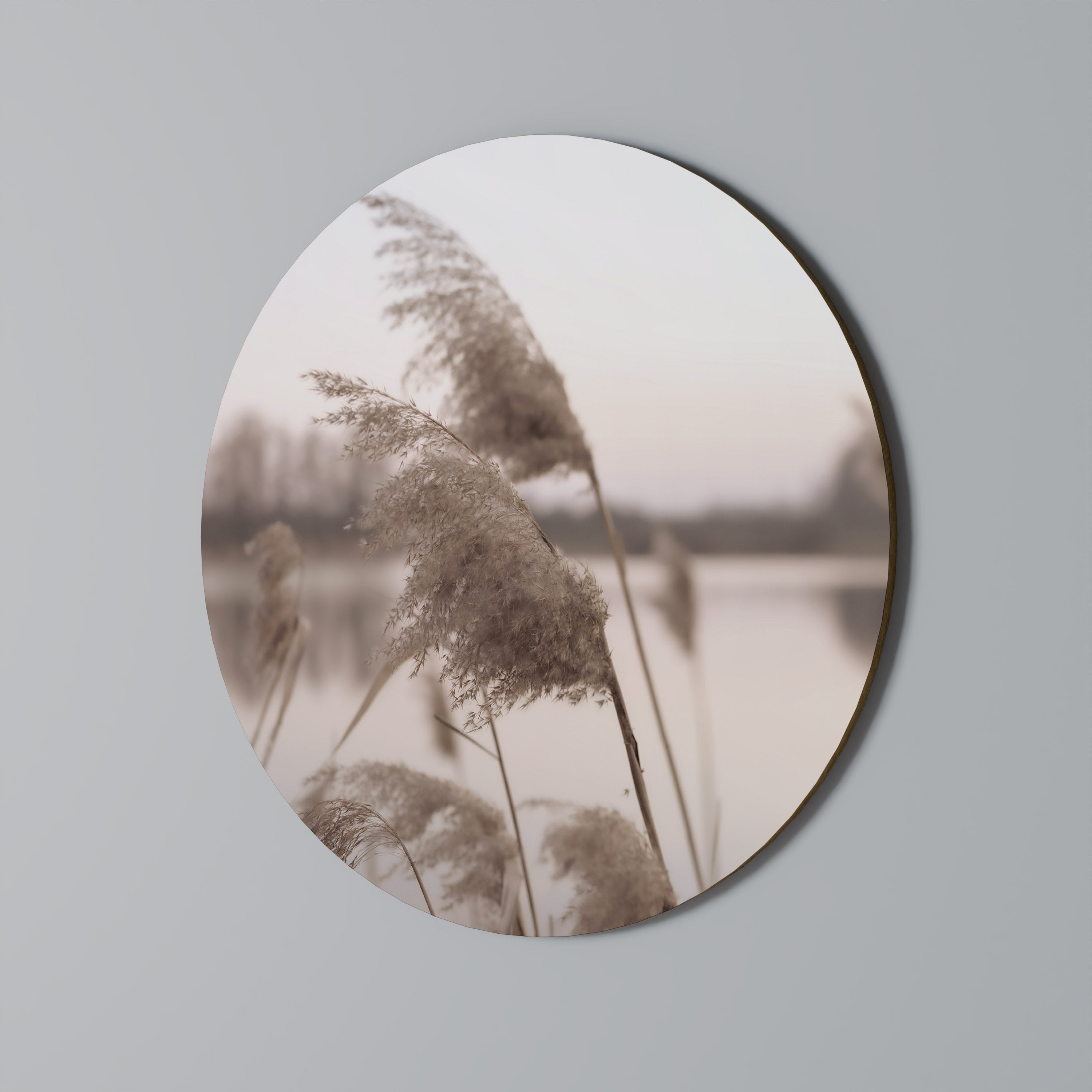 GENTLE BREEZE Round Wall Art