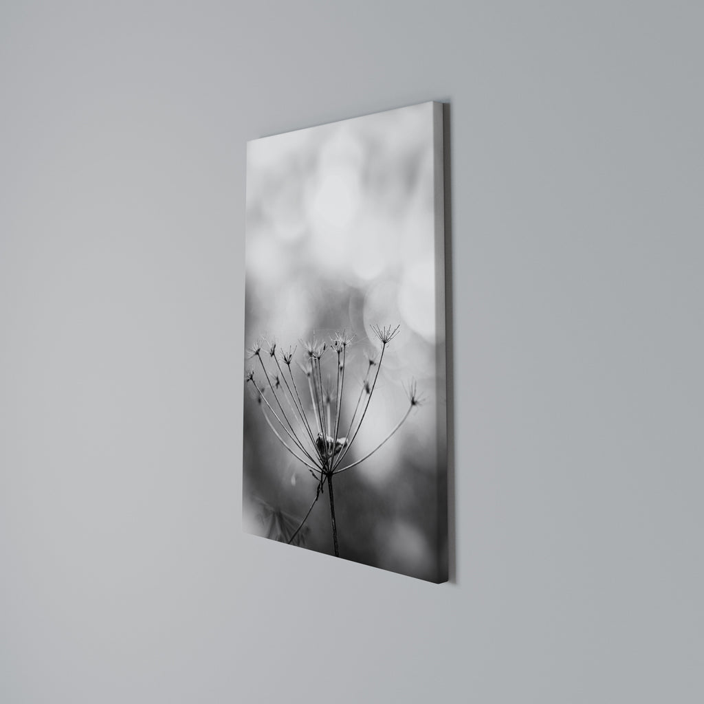 MINIMALIST BLOOM Cuadro en lienzo vertical