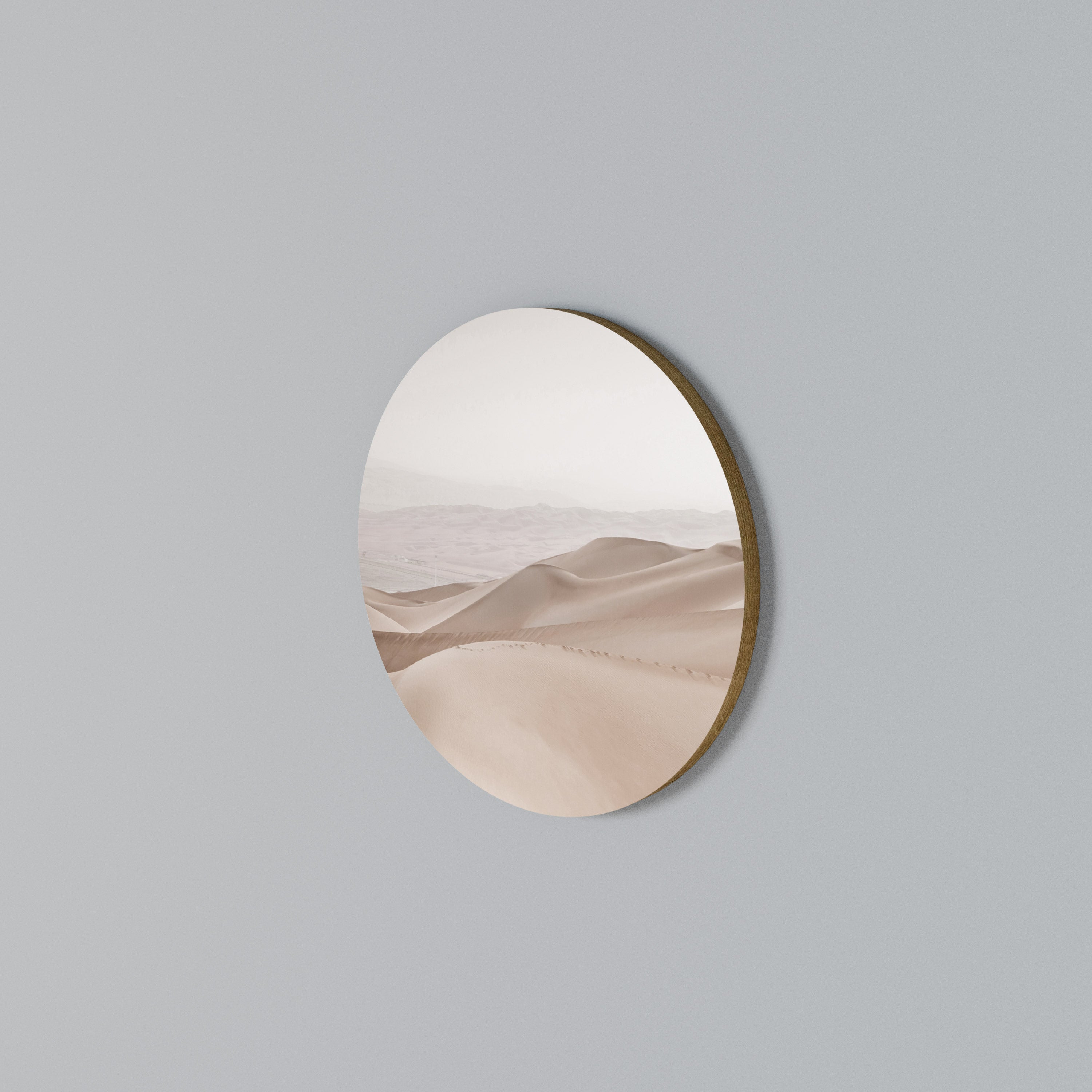 TRANQUIL TIDES Round Wall Art