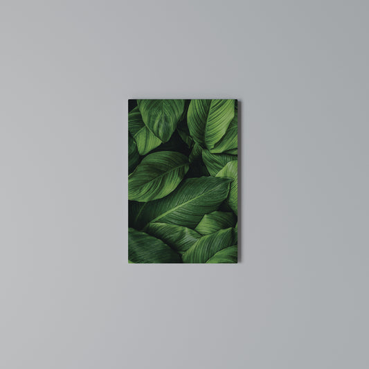 VIBRANT LEAFY EMBRACE Cuadro en lienzo vertical