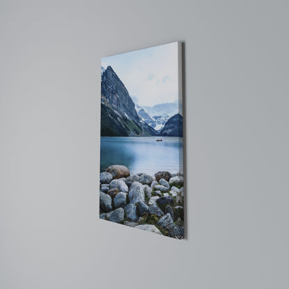 REFLECTIVE WATERS Cuadro en lienzo vertical
