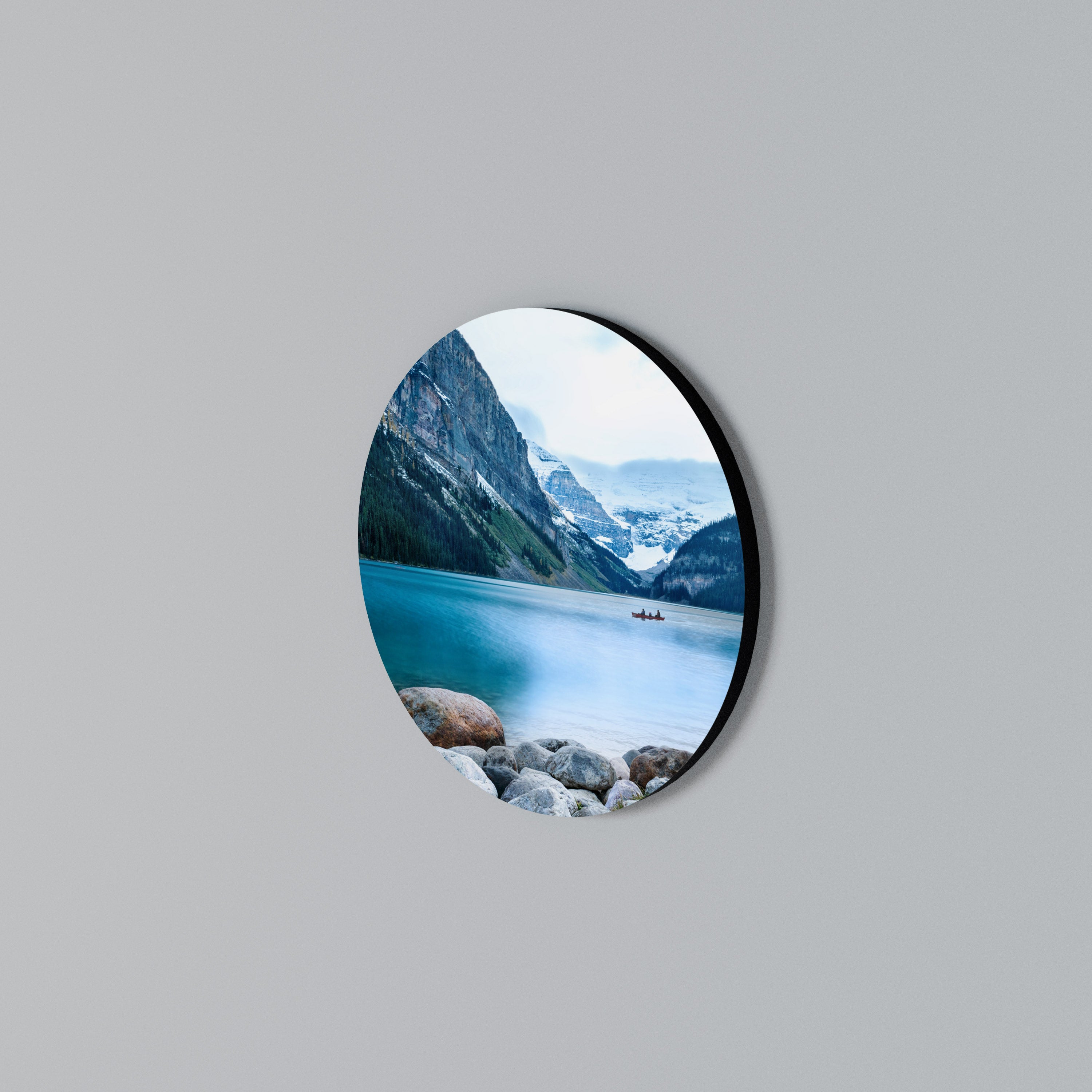 REFLECTIVE WATERS Round Wall Art